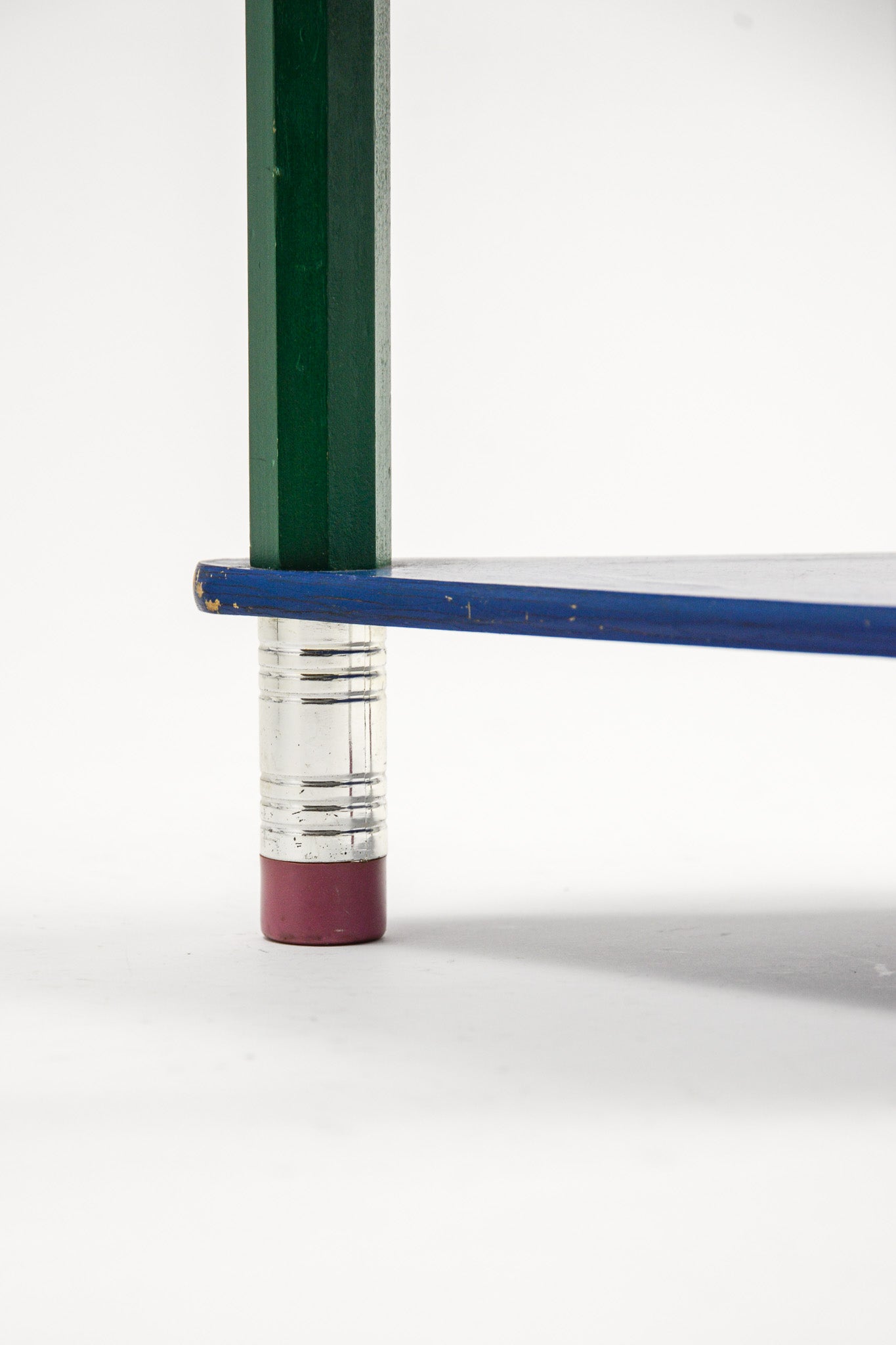 Pencil Corner Table/ えんぴつ コーナーテーブル