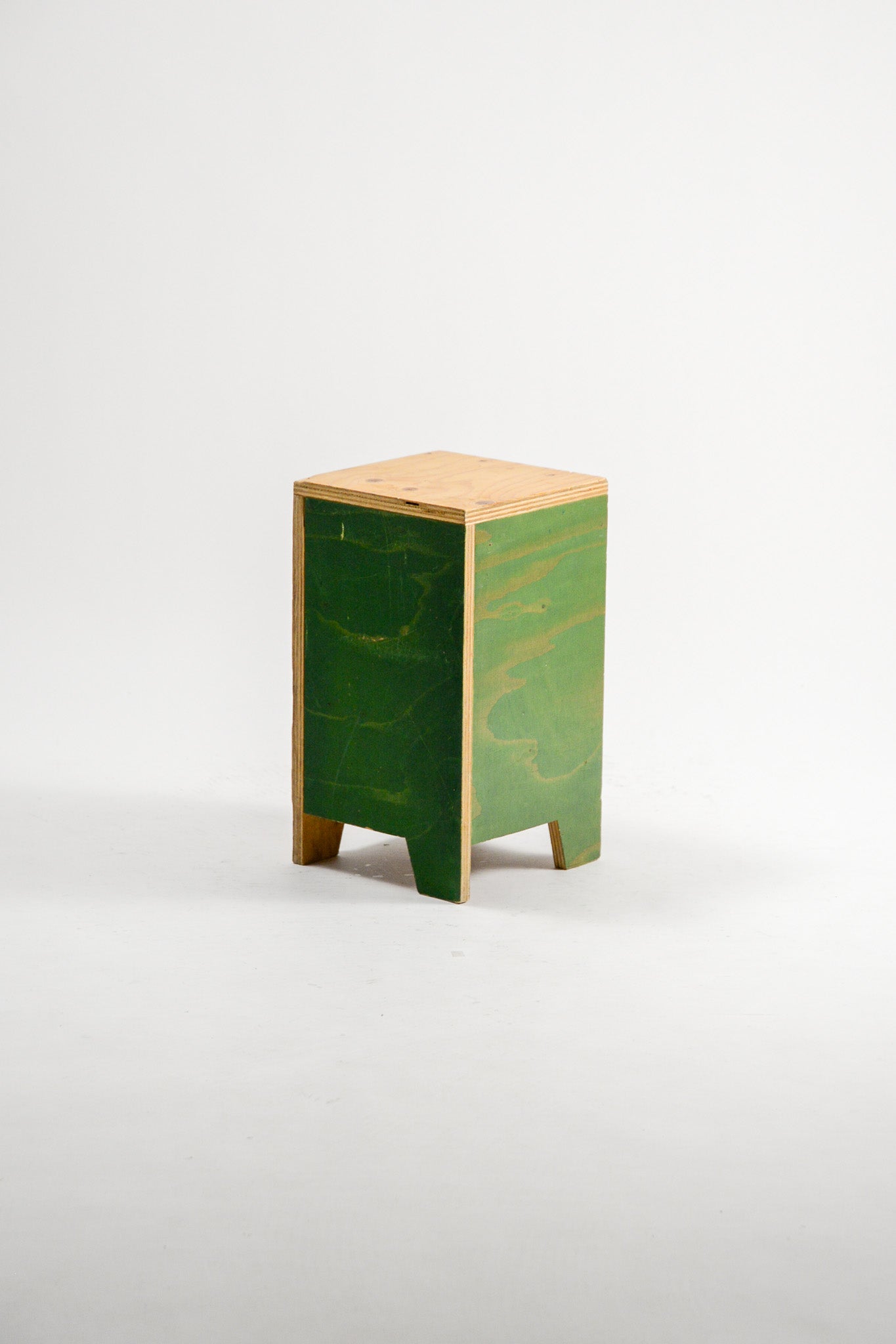 Plywood Stool (Green / Red) / 合板スツール（グリーン/レッド）