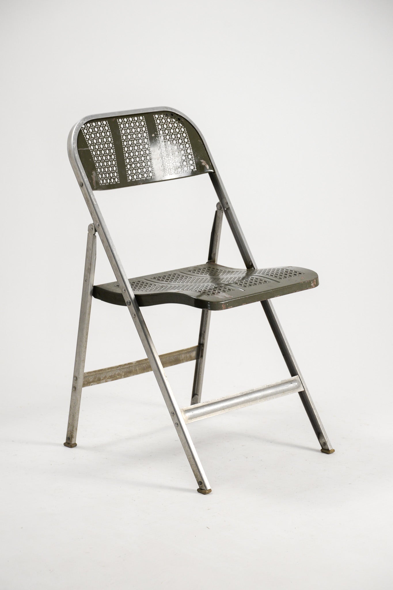 Punching Metal Folding Chair / パンチングメタル折りたたみ椅子