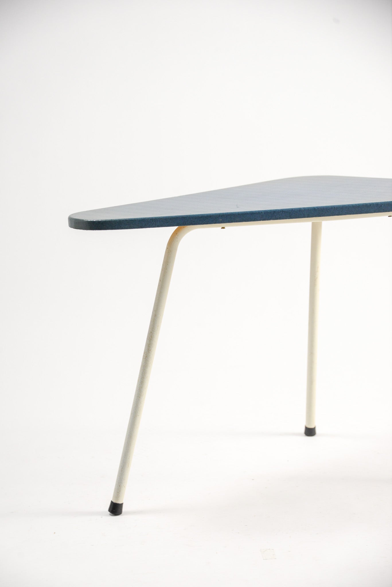 Triangular Coffee Table with Blue Top / 三角形テーブル ブルー天板
