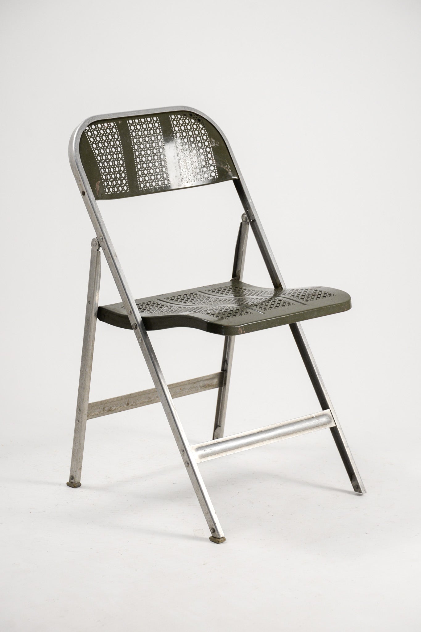 Punching Metal Folding Chair / パンチングメタル折りたたみ椅子