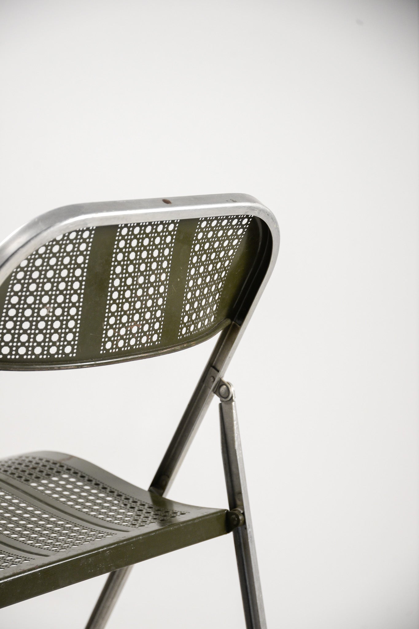 Punching Metal Folding Chair / パンチングメタル折りたたみ椅子