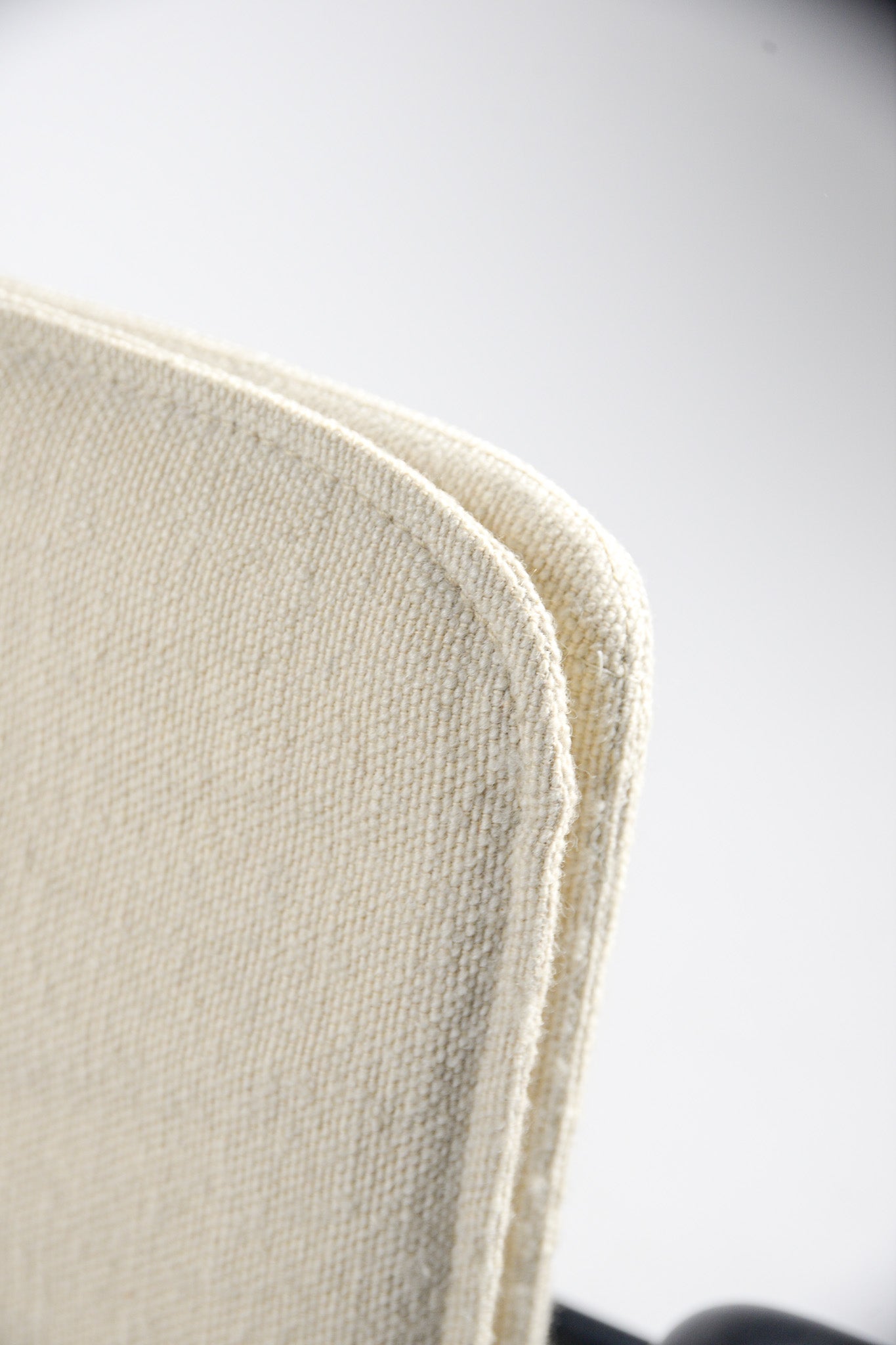 Beige Fabric Armchair / ベージュファブリック アームチェア – STORE