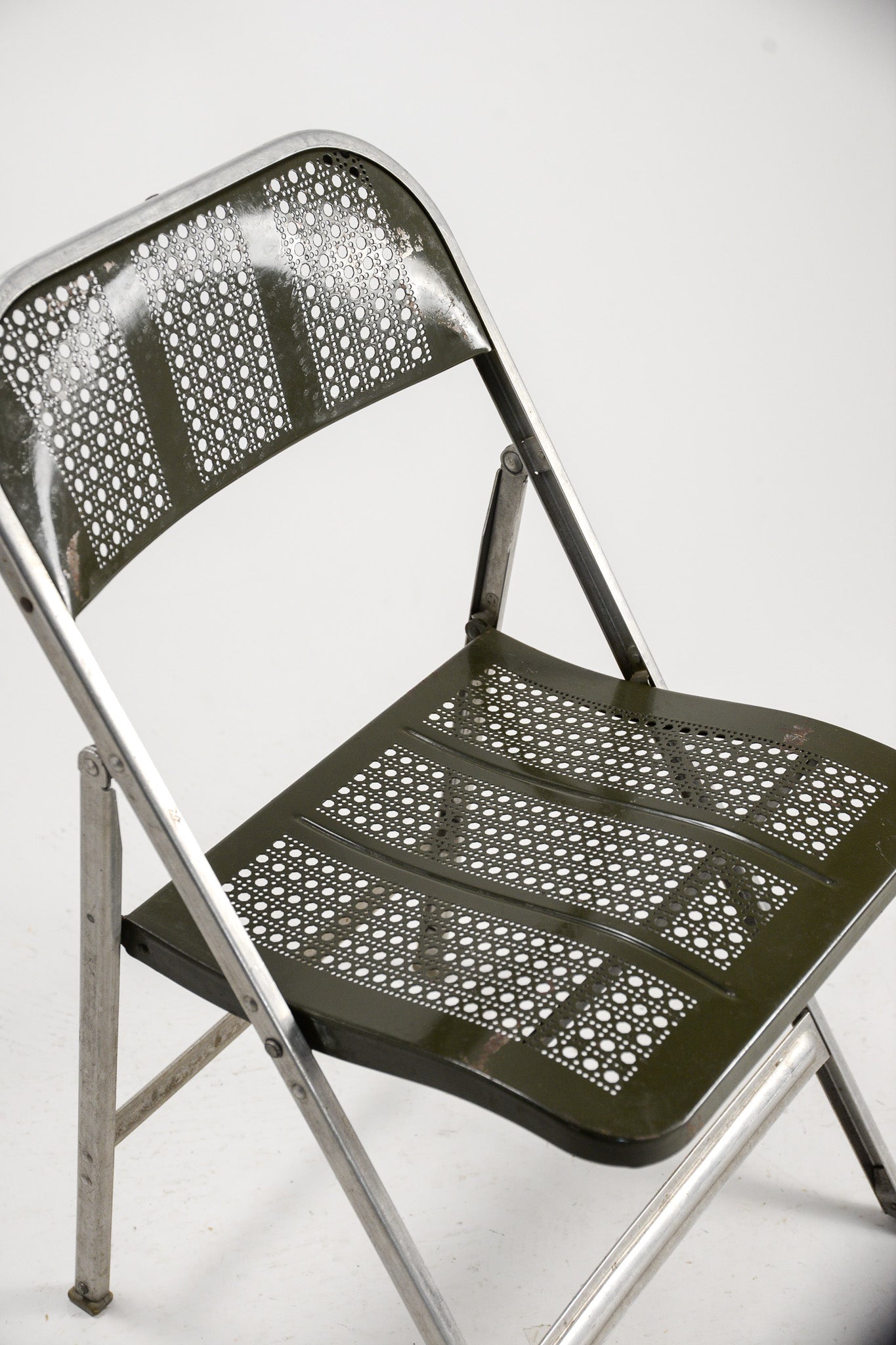 Punching Metal Folding Chair / パンチングメタル折りたたみ椅子