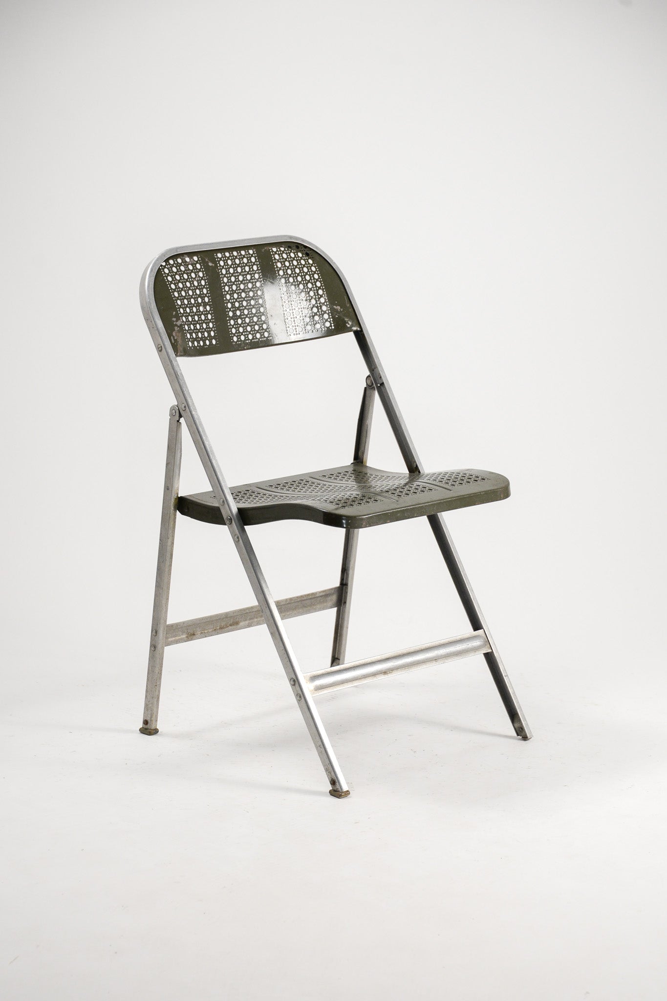 Punching Metal Folding Chair / パンチングメタル折りたたみ椅子