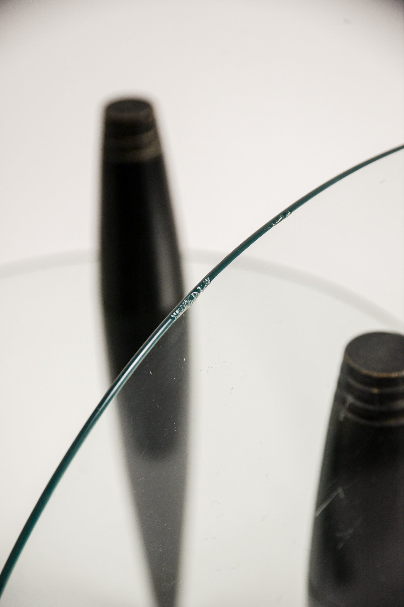 3-Legged Double-Tier Glass Top Side Table / ガラス天板 3本脚