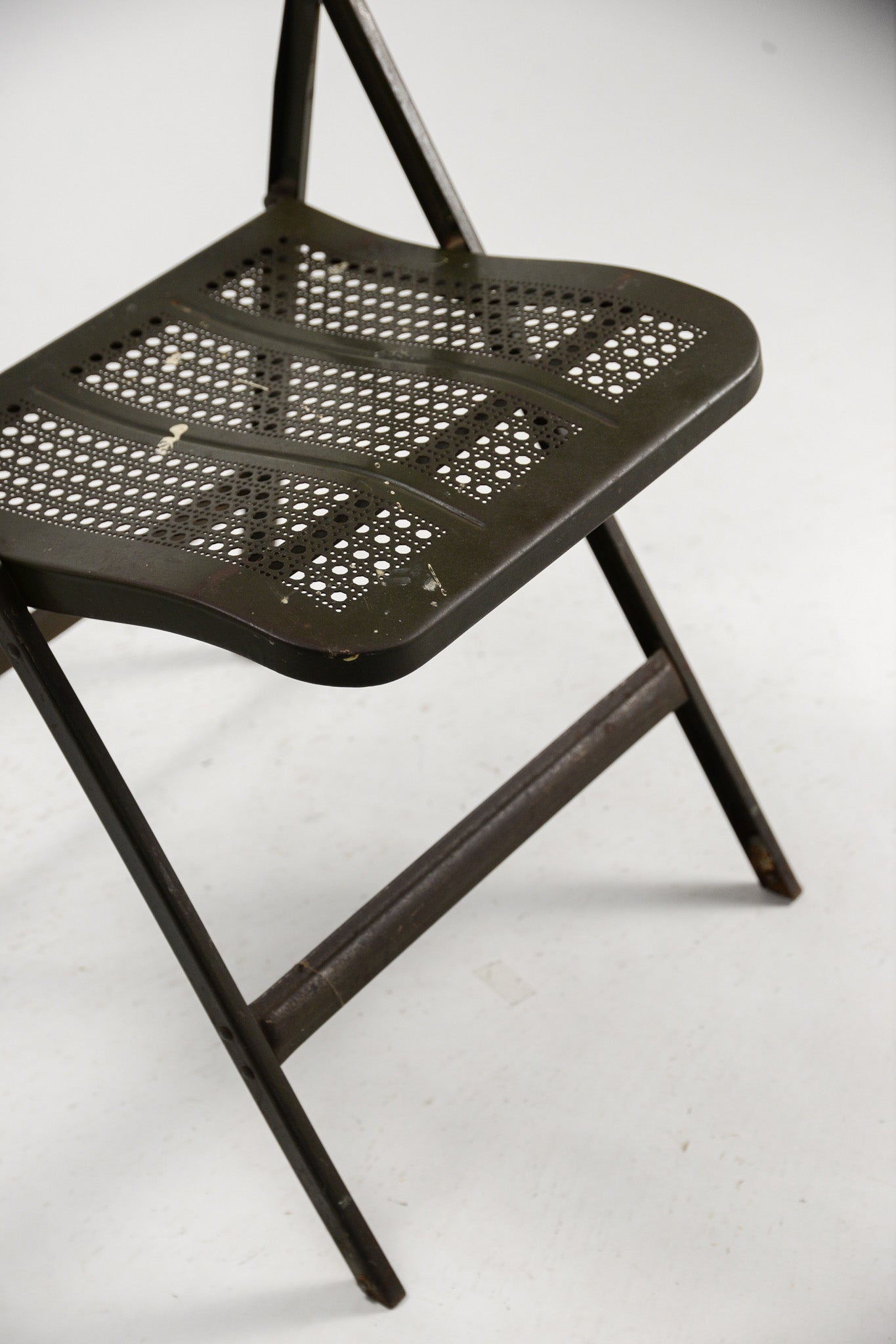 Punting Metal Folding Chair / パンチングメタル折りたたみ椅子
