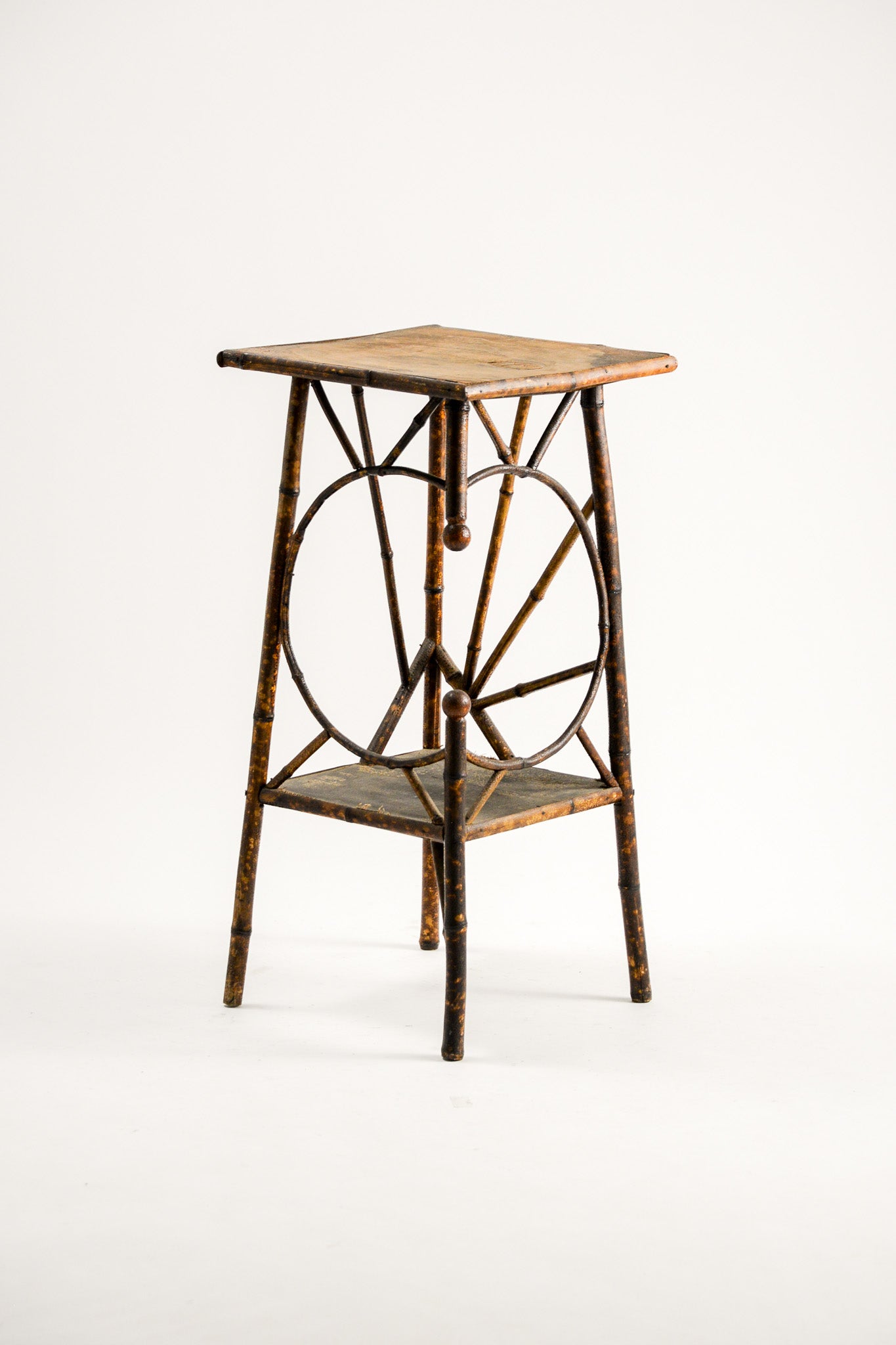 Bamboo Style Display Stand / 竹の脚ディスプレイ台