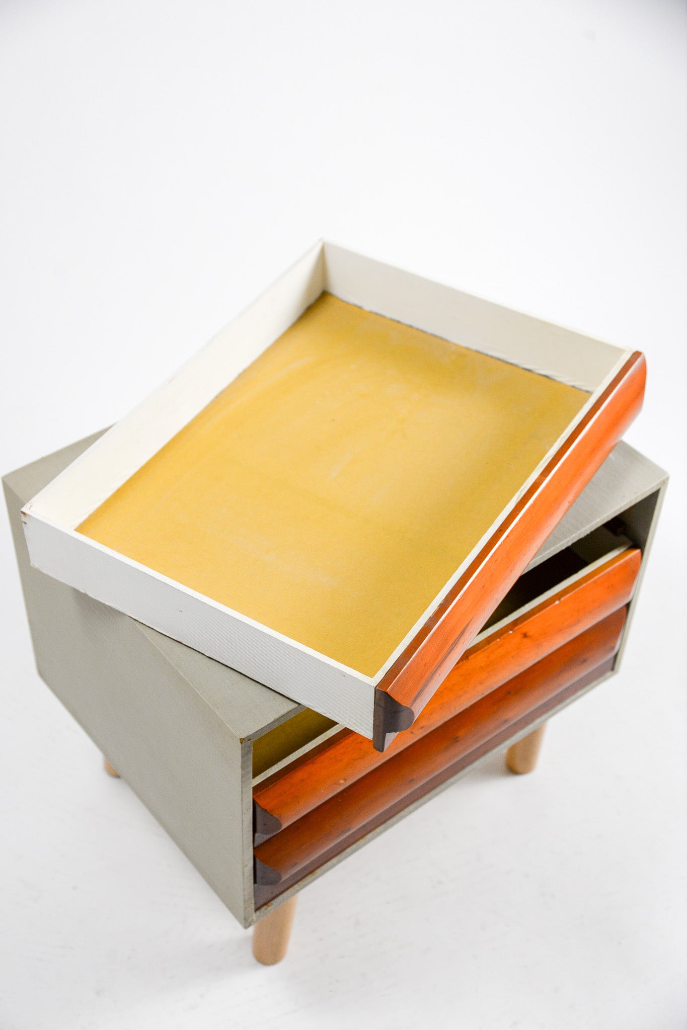 Wooden 3-Drawer Mini Cabinet / 木脚 3段ミニキャビネット