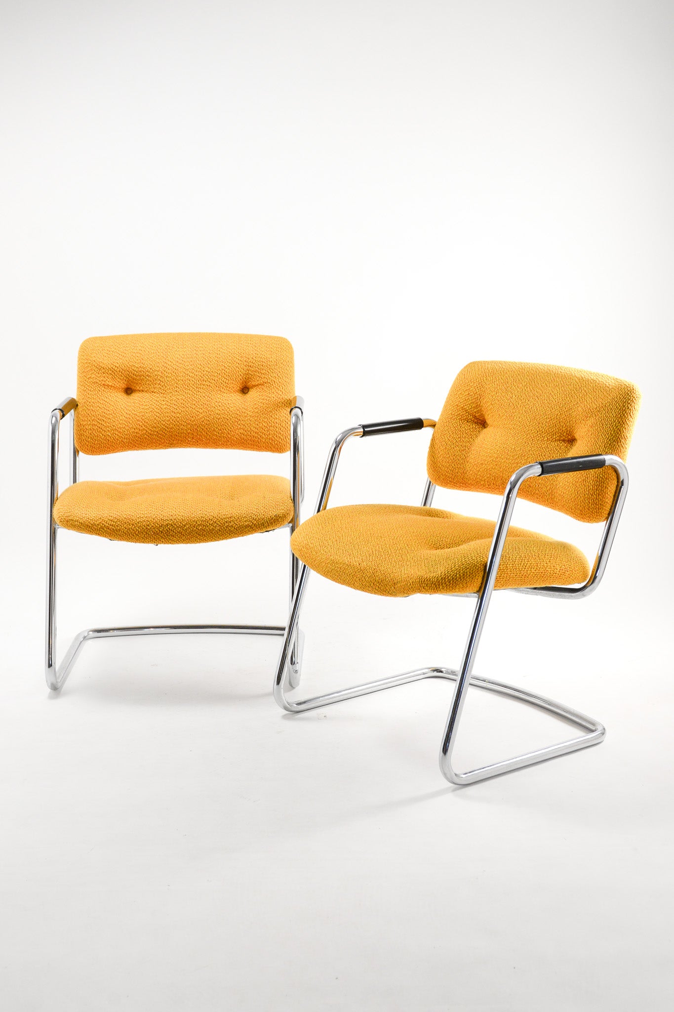 Yellow Fabric Armchair / イエローファブリックアームチェア