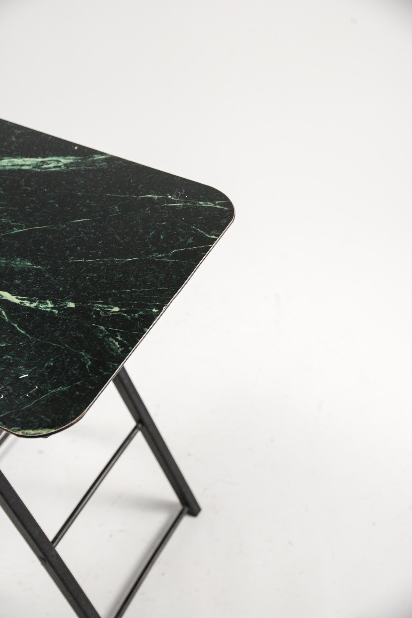 Folding Side Table Green & Black / 折りたたみ サイドテーブル (グリーン & 黒天板)