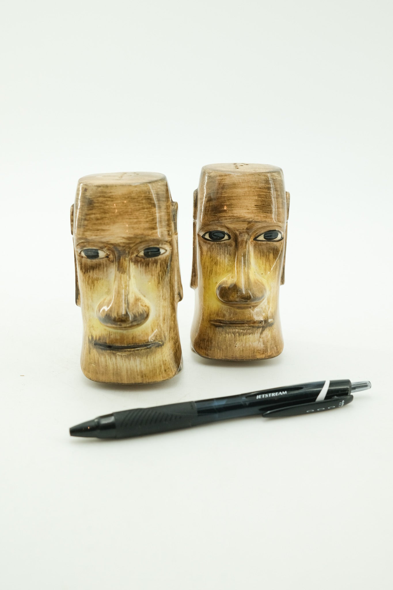 Moai Motif Salt & Pepper Shakers / モアイモチーフのS &P (※P&P)