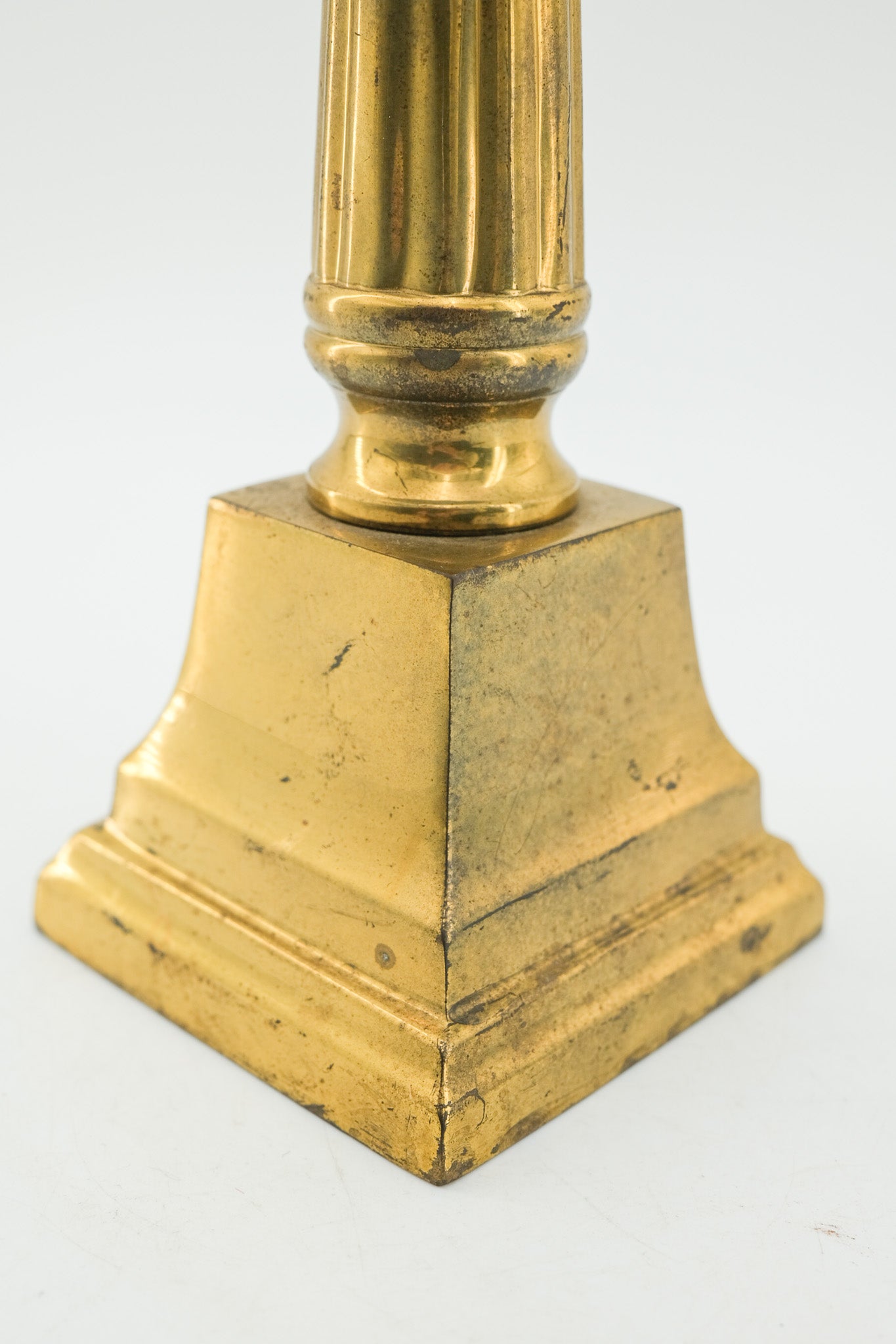 Brass Candle Stand / 真鍮のキャンドルスタンド – STORE IN FACTORY