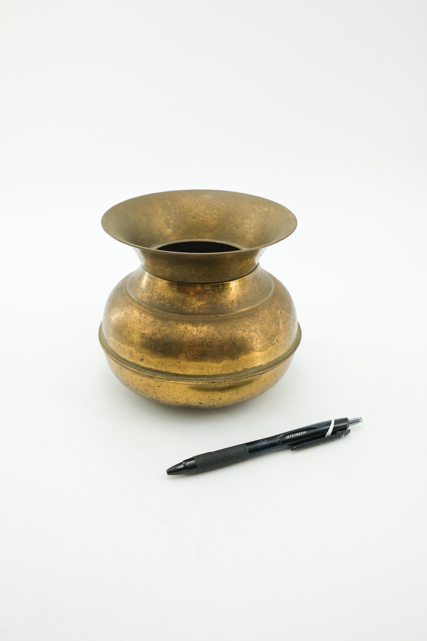 Brass Small Lota Vase / 真鍮の小さめな水入れ