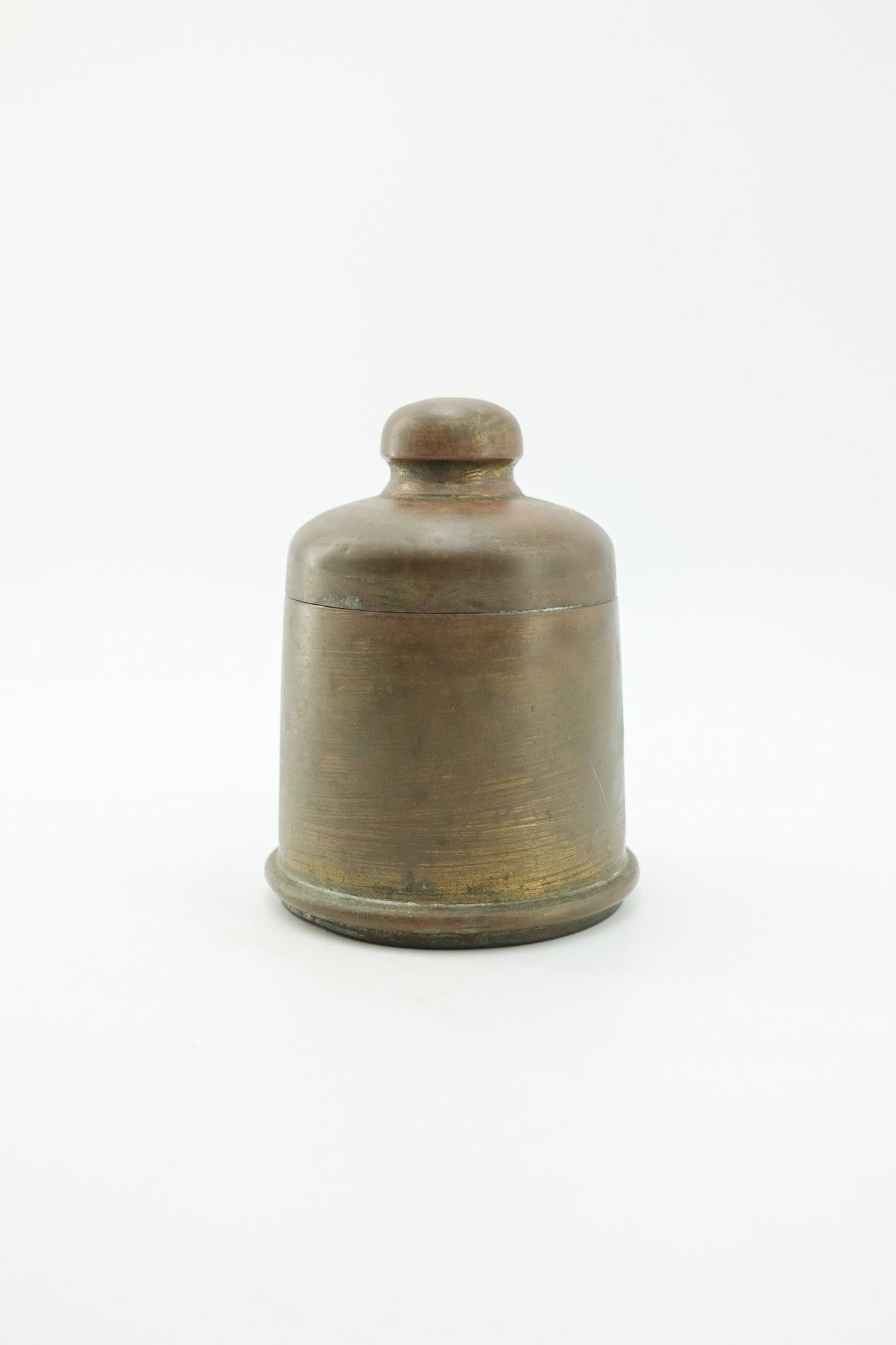 Brass lidded container / 真鍮製の蓋付きキャニスター