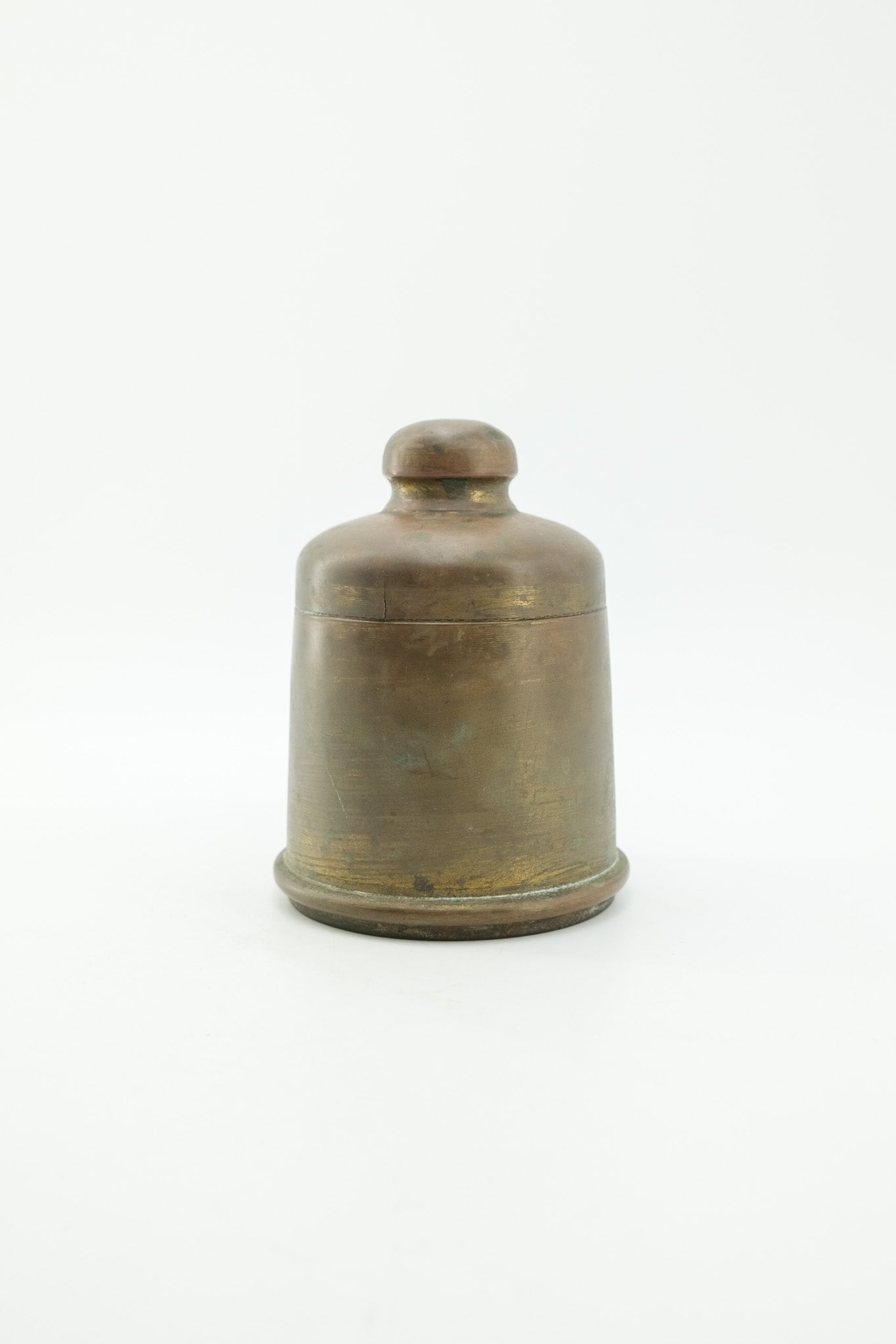 Brass lidded container / 真鍮製の蓋付きキャニスター
