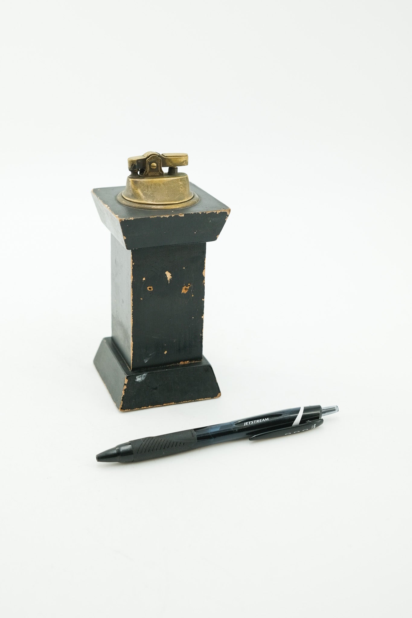 Vintage Wooden Column Table Lighter / ヴィンテージ 木製コラム 卓上ライター