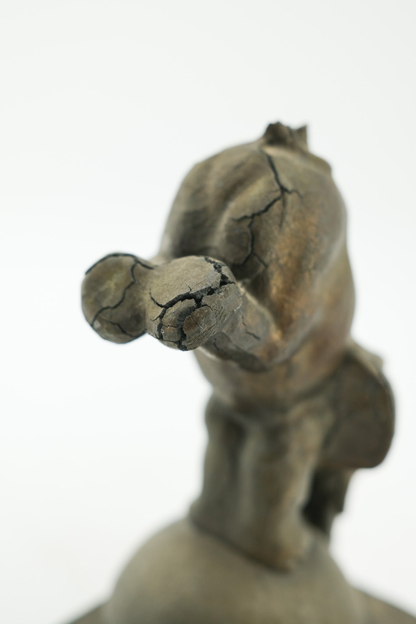 Elephant on Sphere Object / 玉乗りの象のオブジェ