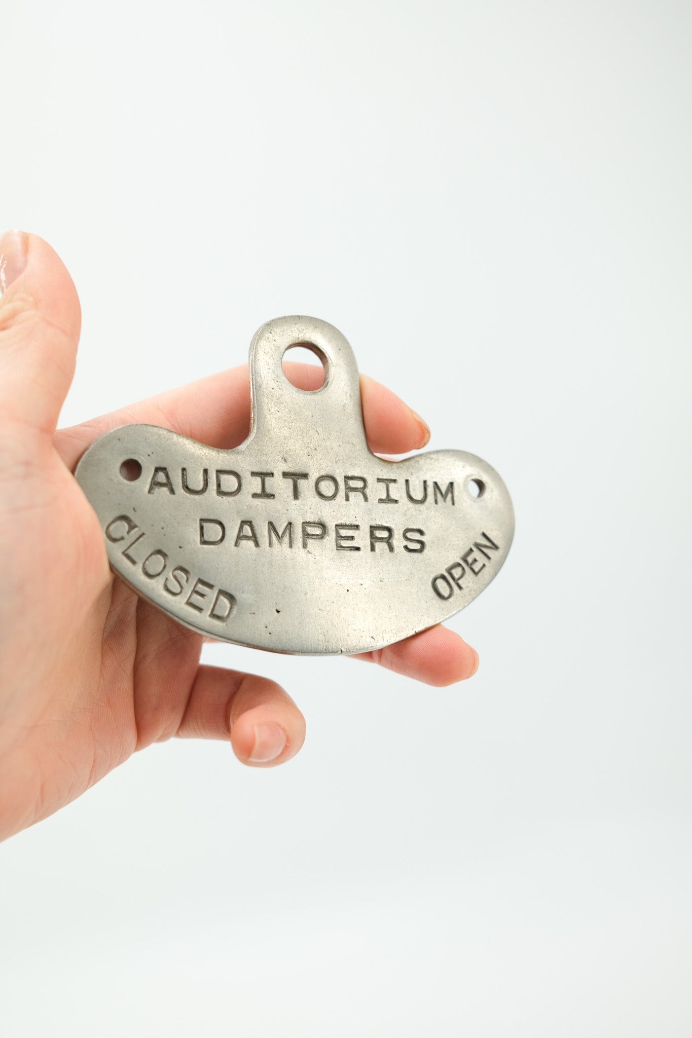 Auditorium Dampers Indicator Plate / 劇場用空調インジケータープレート