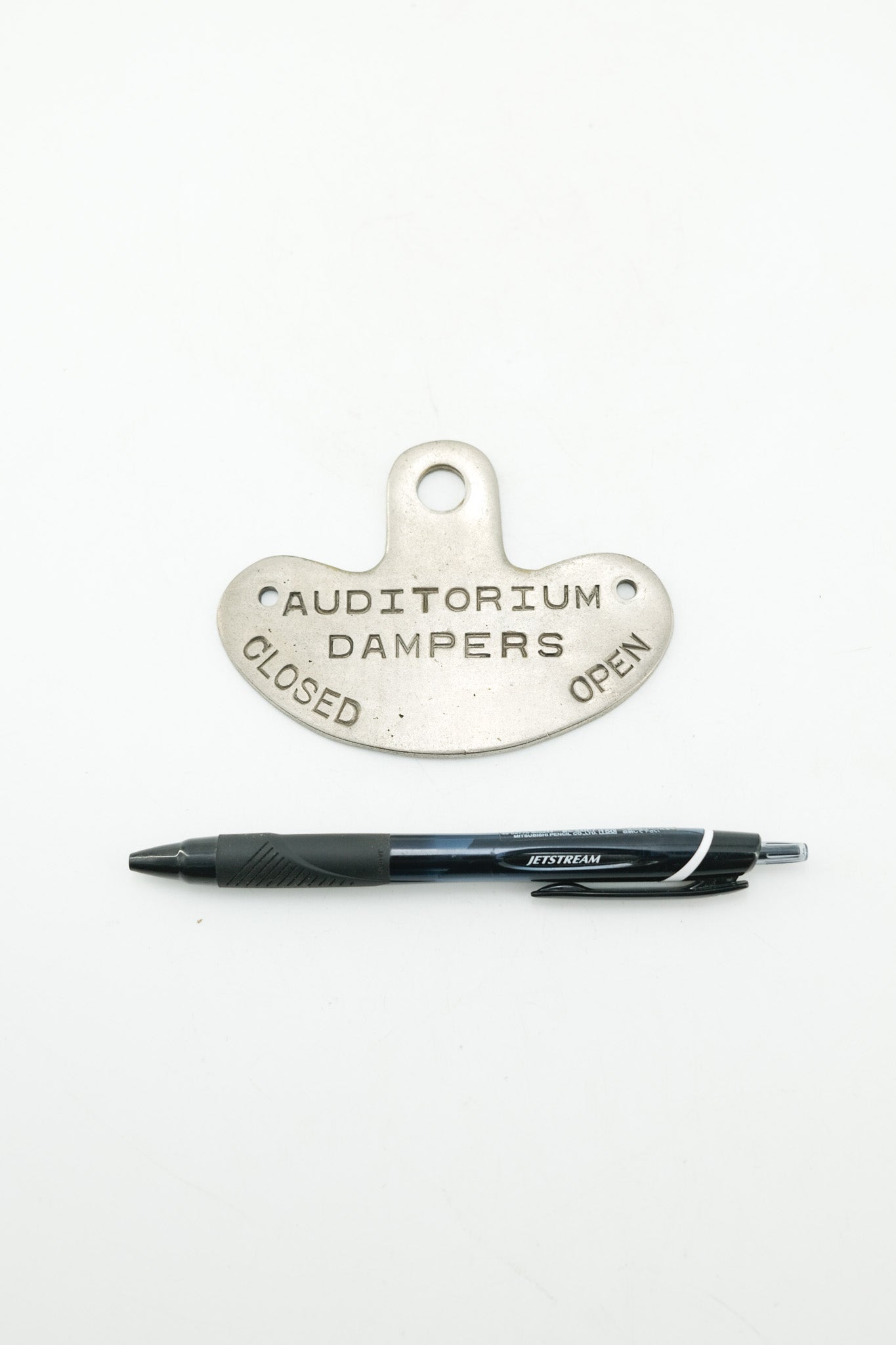 Auditorium Dampers Indicator Plate / 劇場用空調インジケータープレート