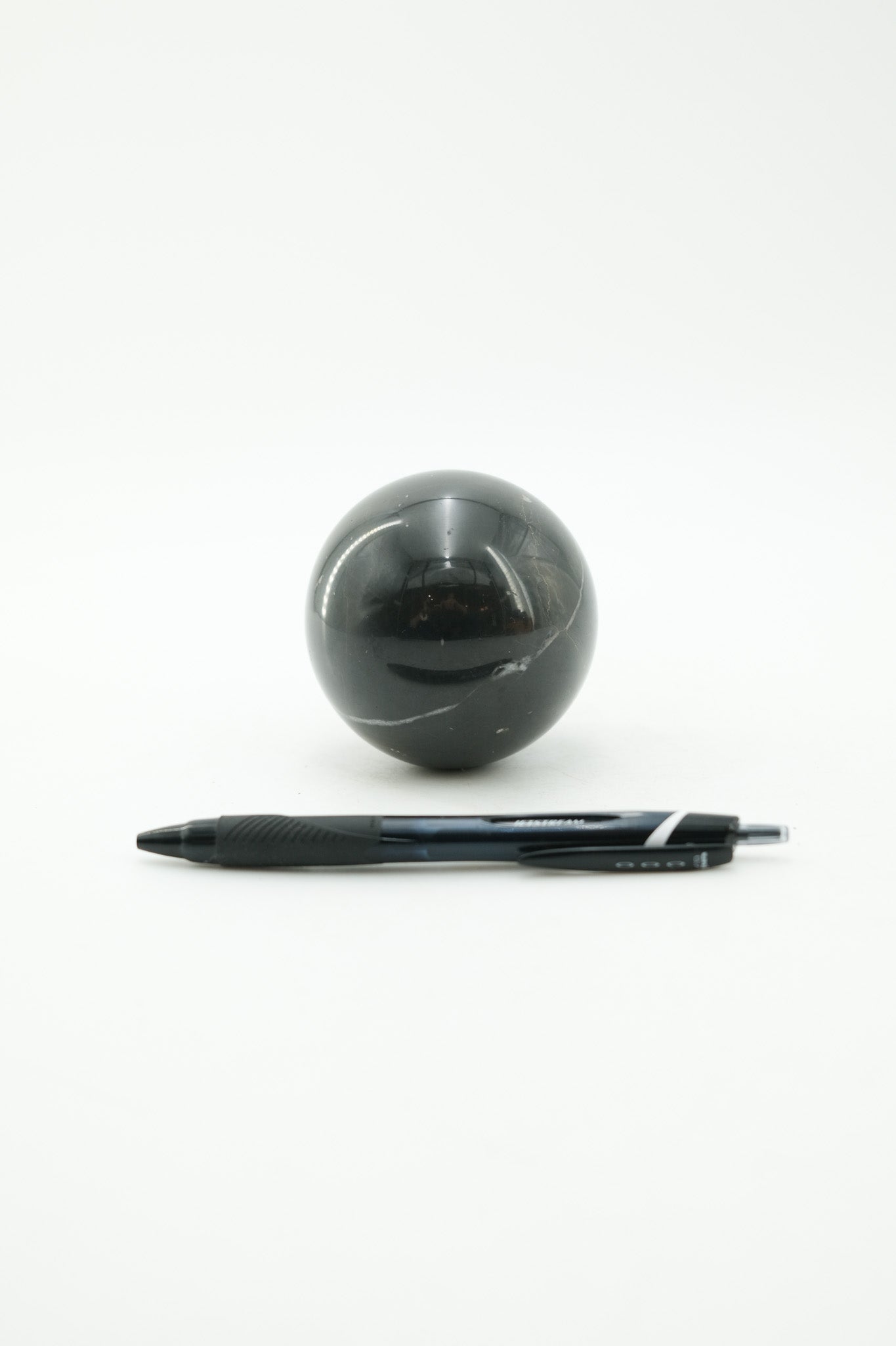 Black Marble Sphere / 黒大理石のスフィア（丸玉）
