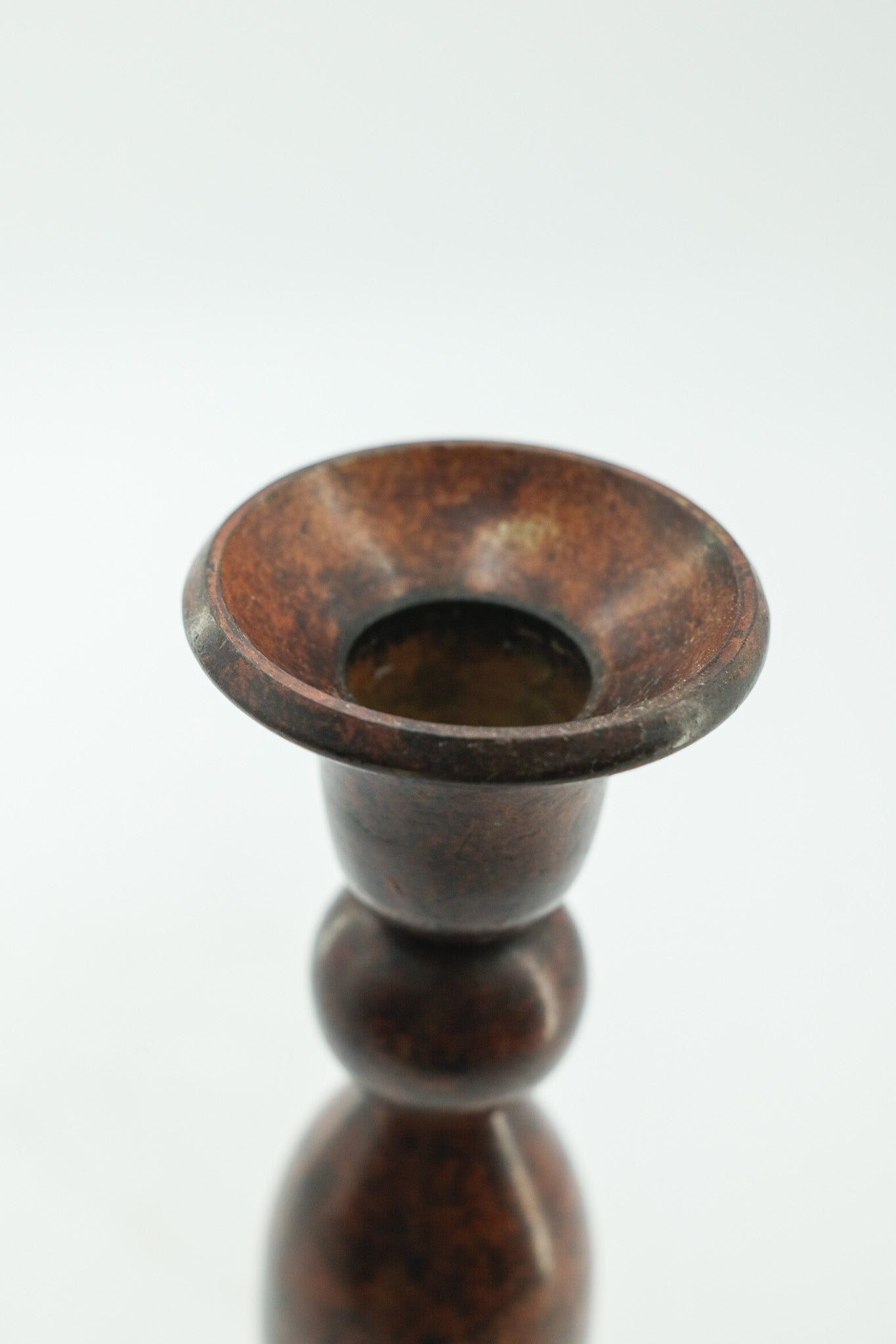 Metal Candle Stand / 金属の燭台