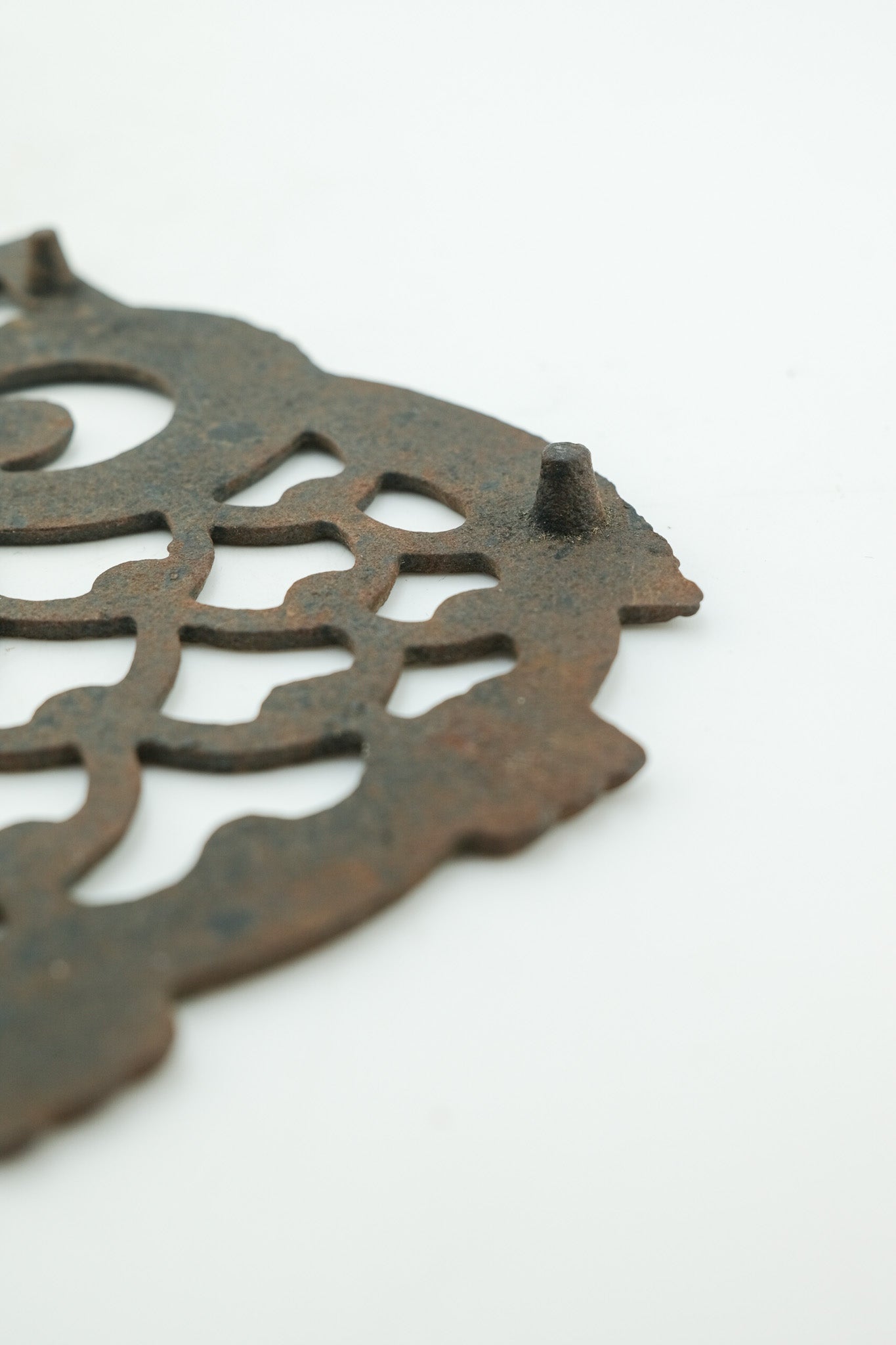 Cast Iron Owl Trivet / 鉄鋳物フクロウの鍋敷き