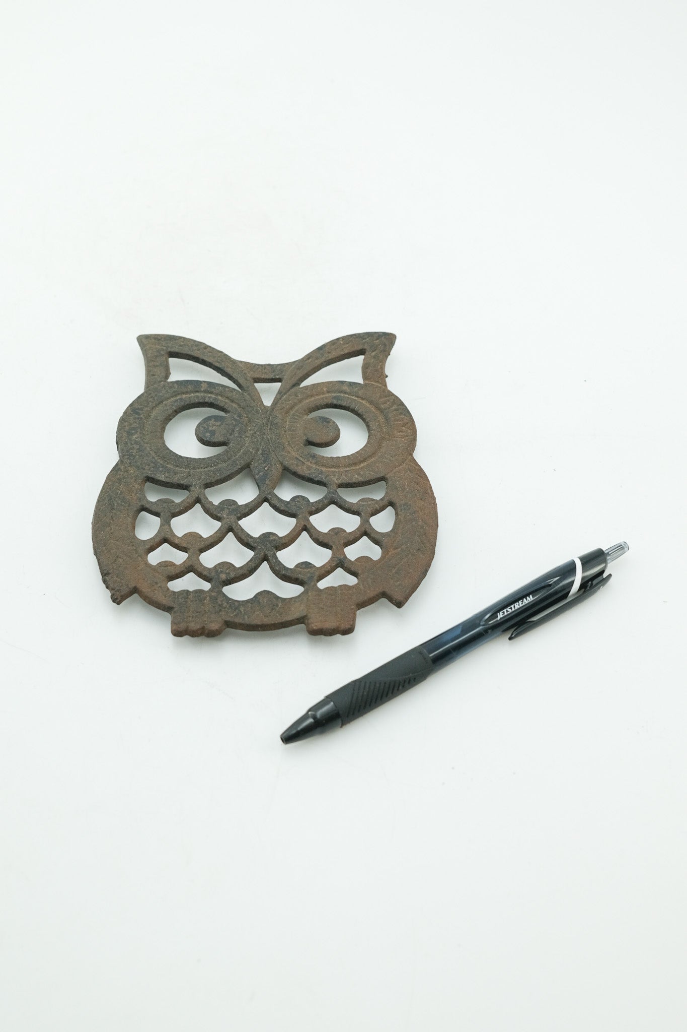 Cast Iron Owl Trivet / 鉄鋳物フクロウの鍋敷き