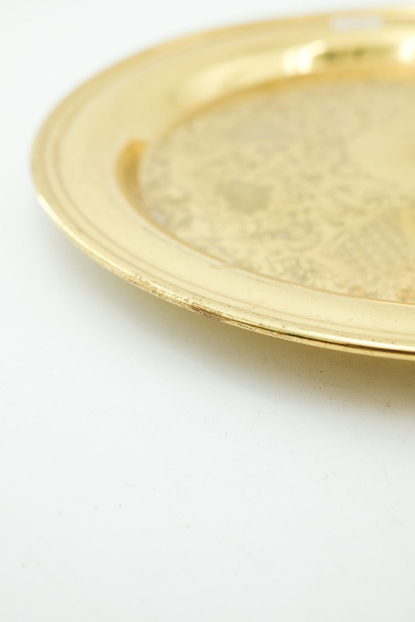 Solid Brass Etched Round Tray / 真鍮製 エッチング ラウンドトレイ