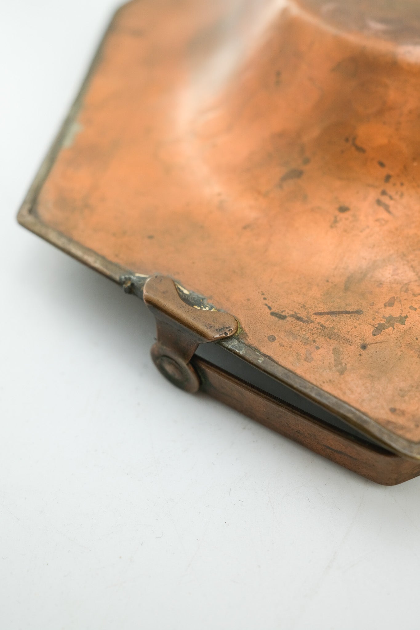 Hammered Copper Tray with Handle / 槌目調 銅製ハンドル付きトレイ