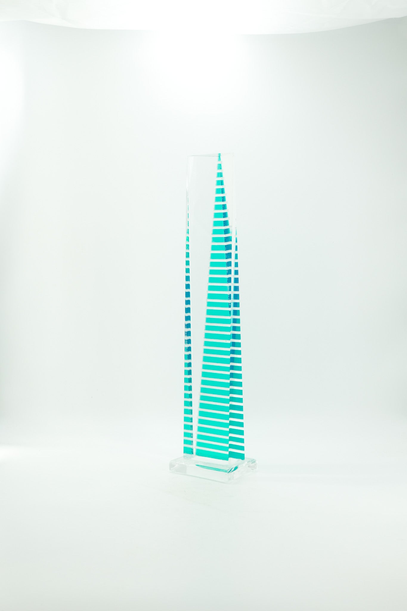 Postmodern Acrylic Tower Objet / ポストモダン アクリル タワー