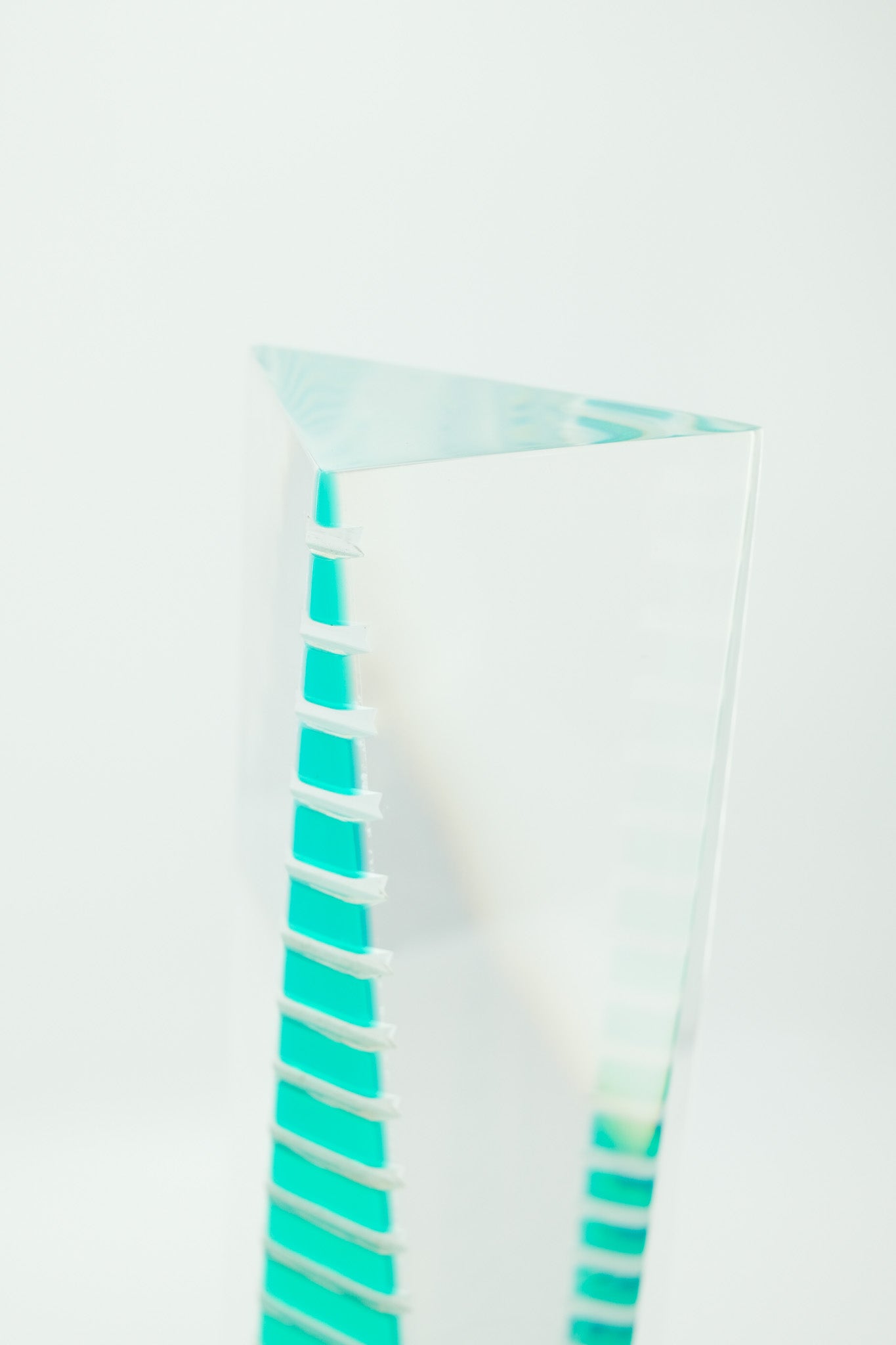 Postmodern Acrylic Tower Objet / ポストモダン アクリル タワー