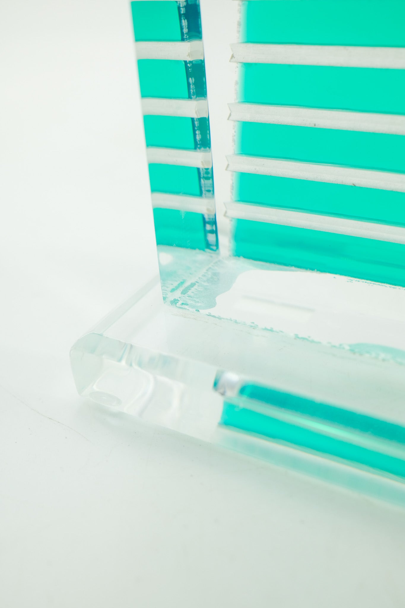 Postmodern Acrylic Tower Objet / ポストモダン アクリル タワー オブジェ
