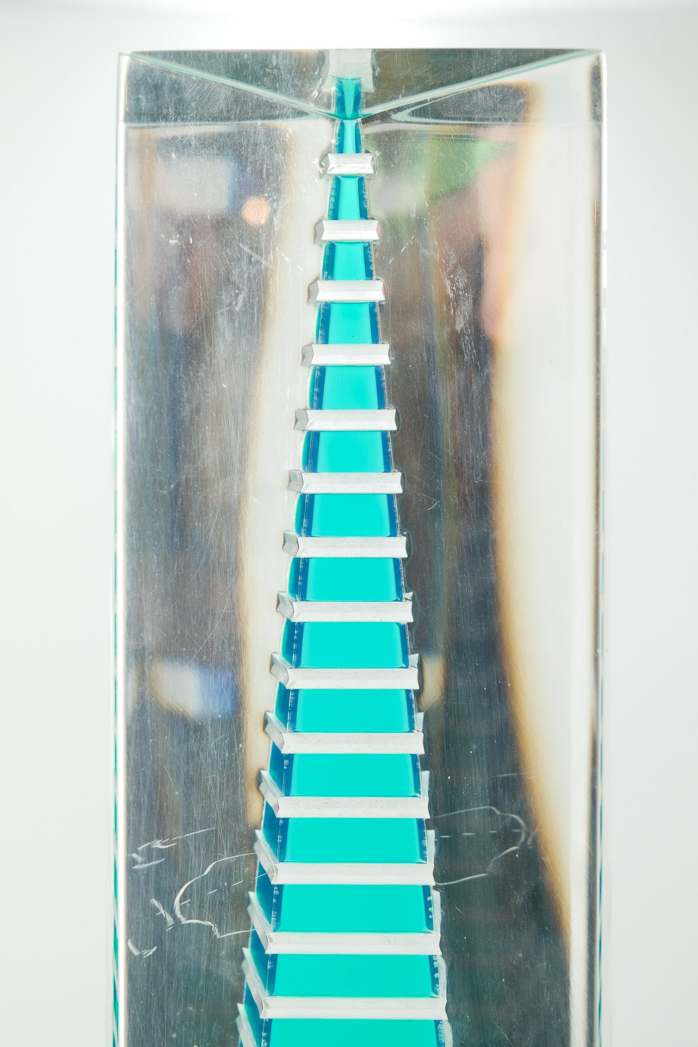 Postmodern Acrylic Tower Objet / ポストモダン アクリル タワー オブジェ