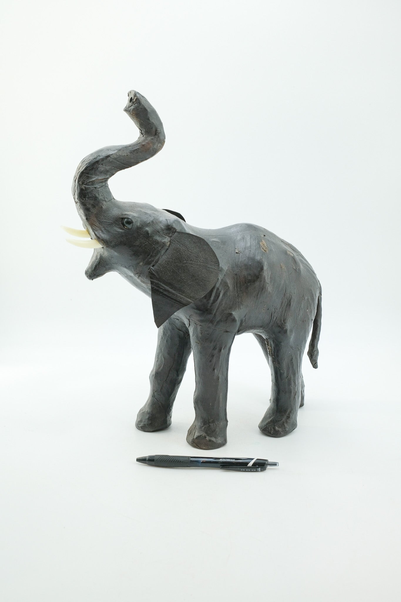 Vintage Leather Elephant Figure / ヴィンテージ レザー エレファント フィギュア