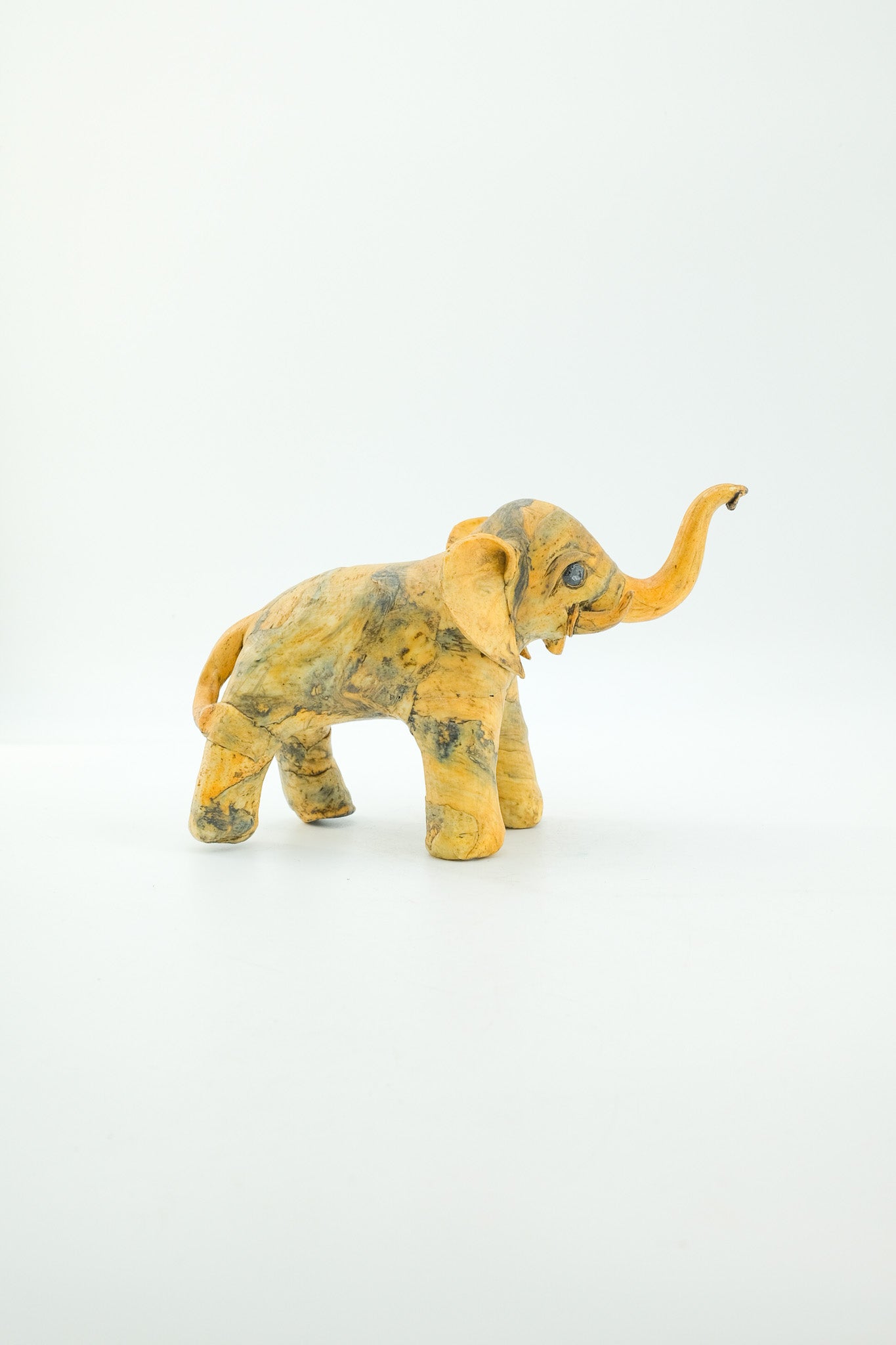 Elephant Object / ゾウのオブジェ