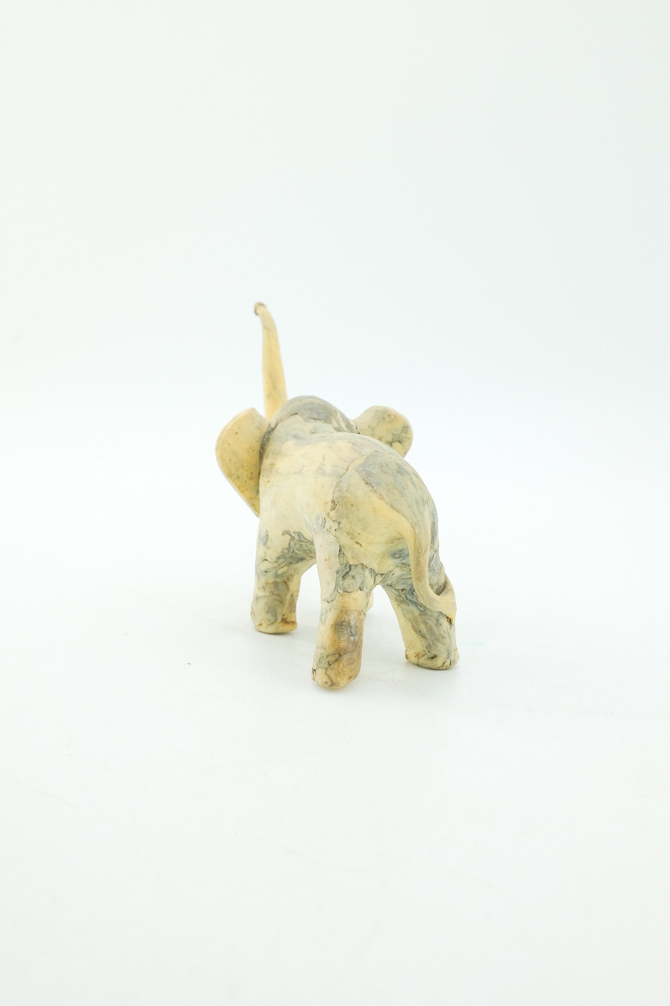 Elephant Object / ゾウのオブジェ