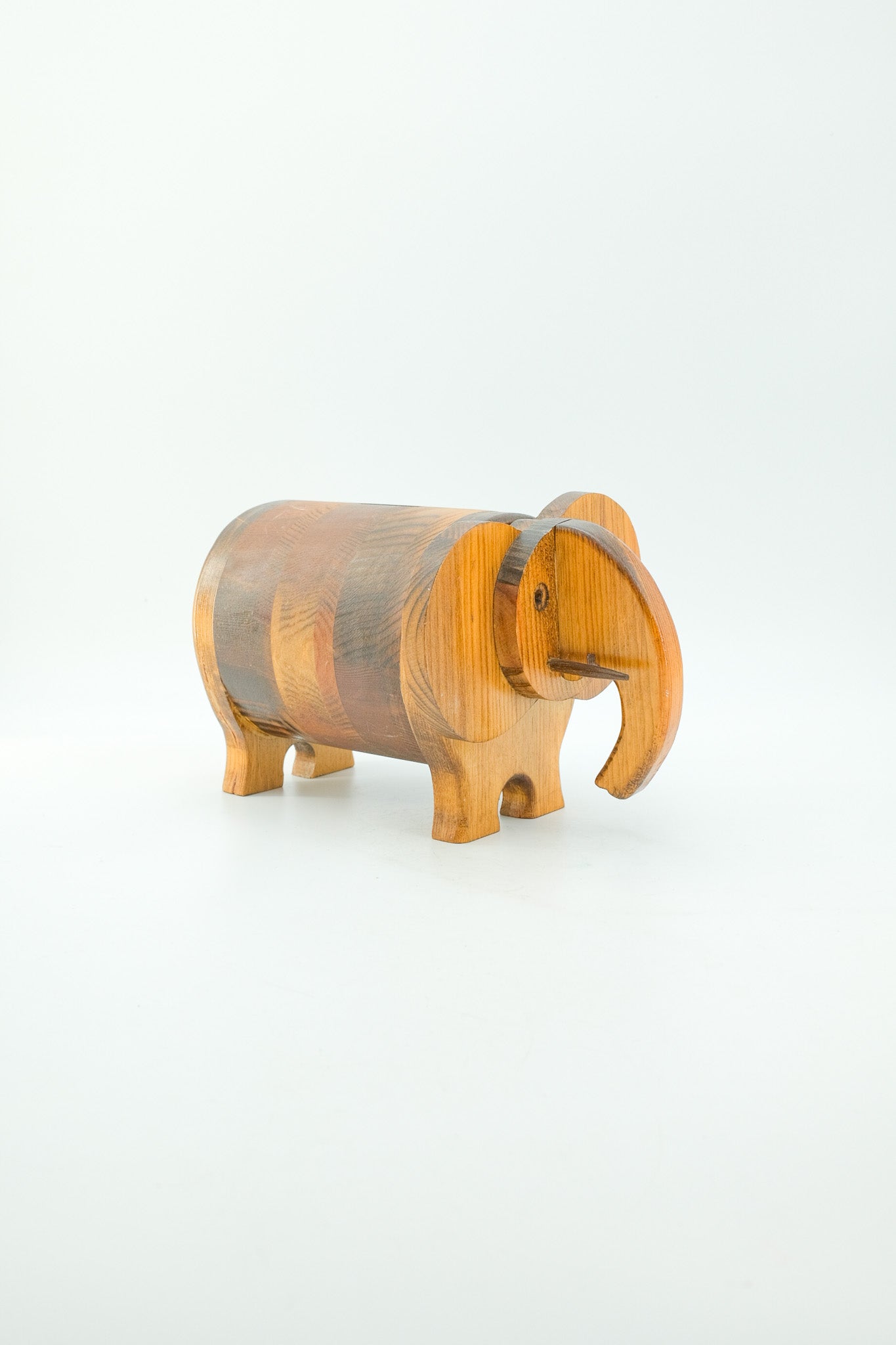 Wooden Elephant Money Box / 木製 ゾウの貯金箱
