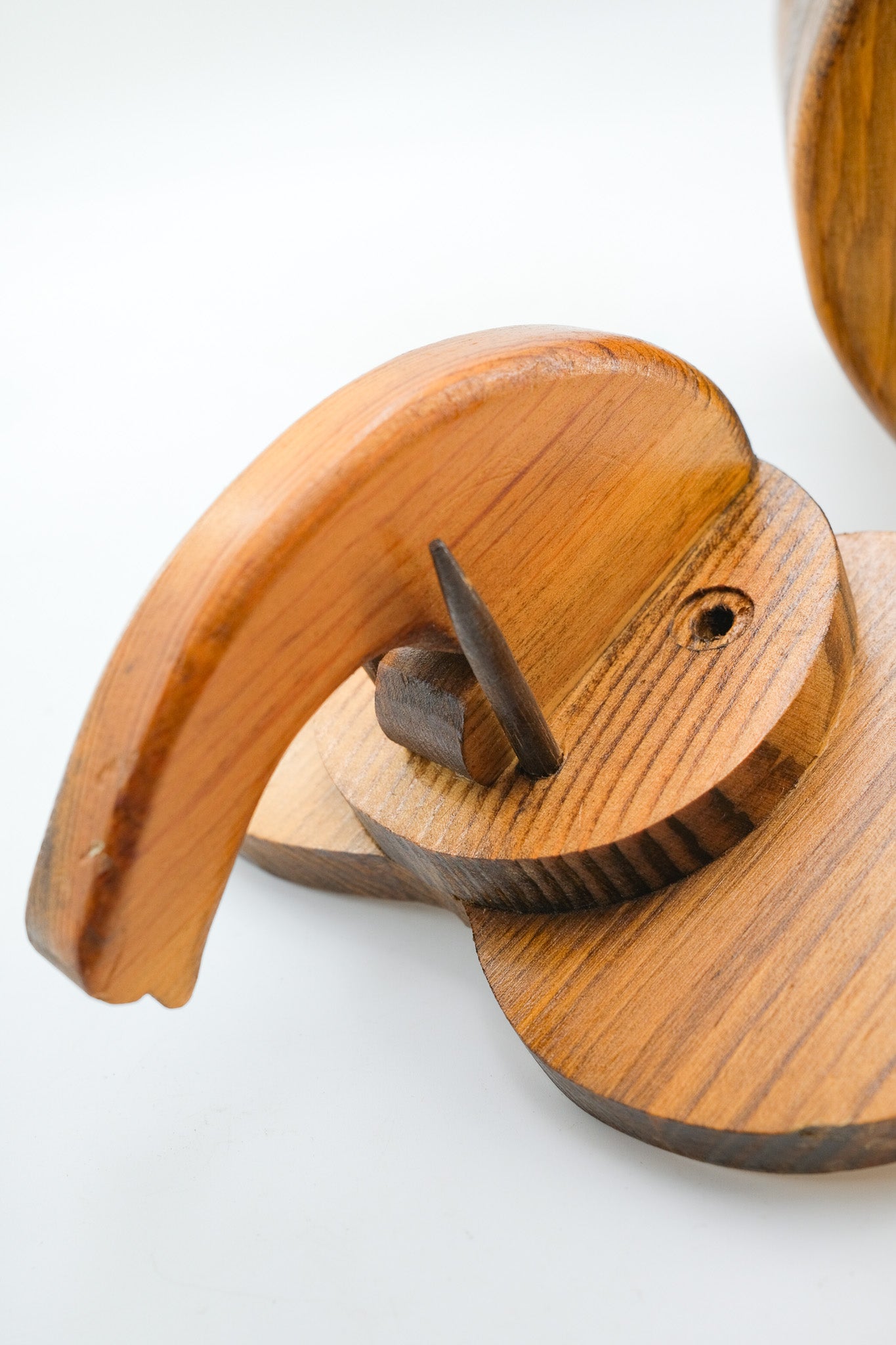 Wooden Elephant Money Box / 木製 ゾウの貯金箱
