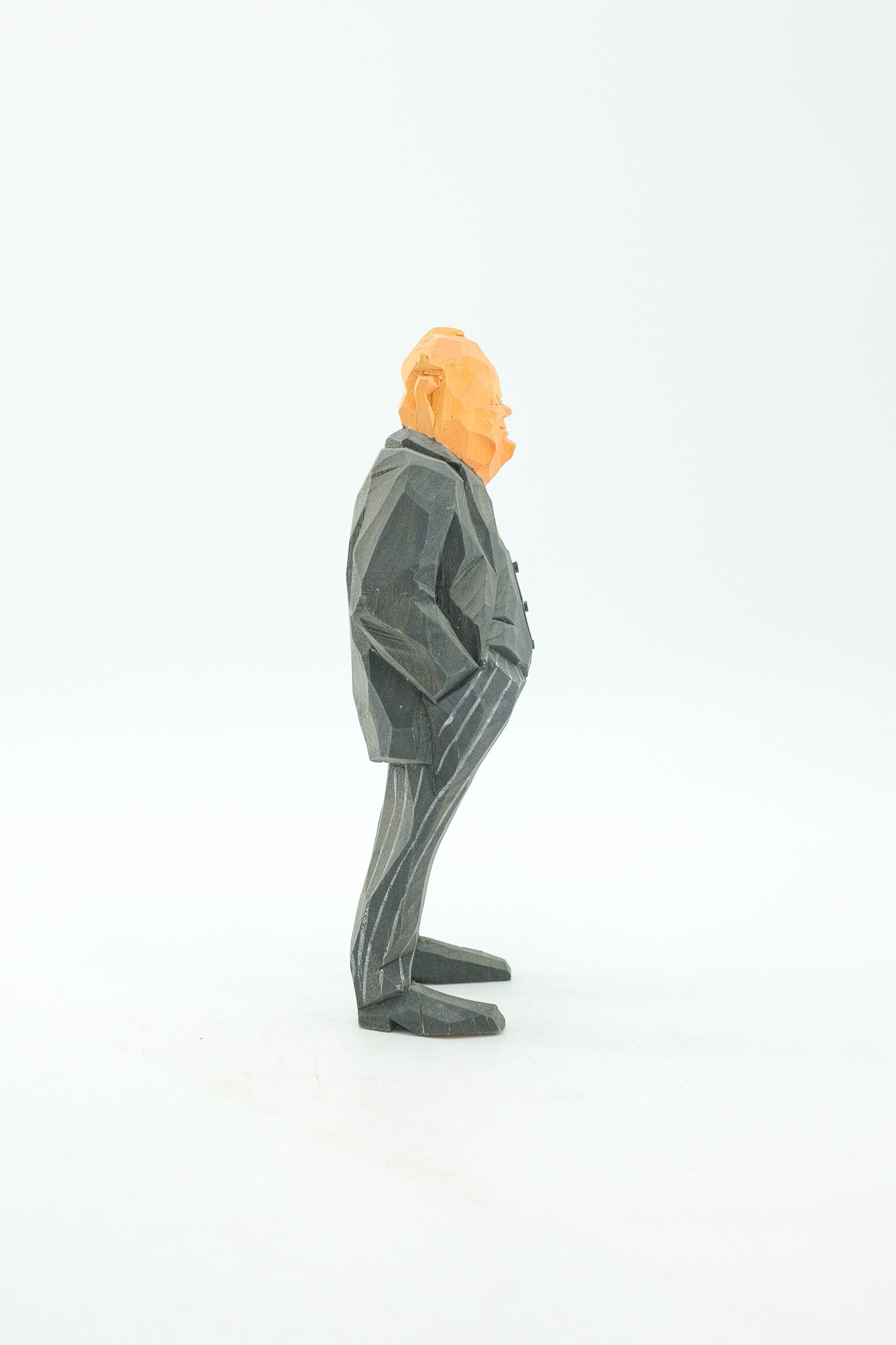 Winston Churchill Wood Carving / ウィンストン・チャーチル 木彫り人形