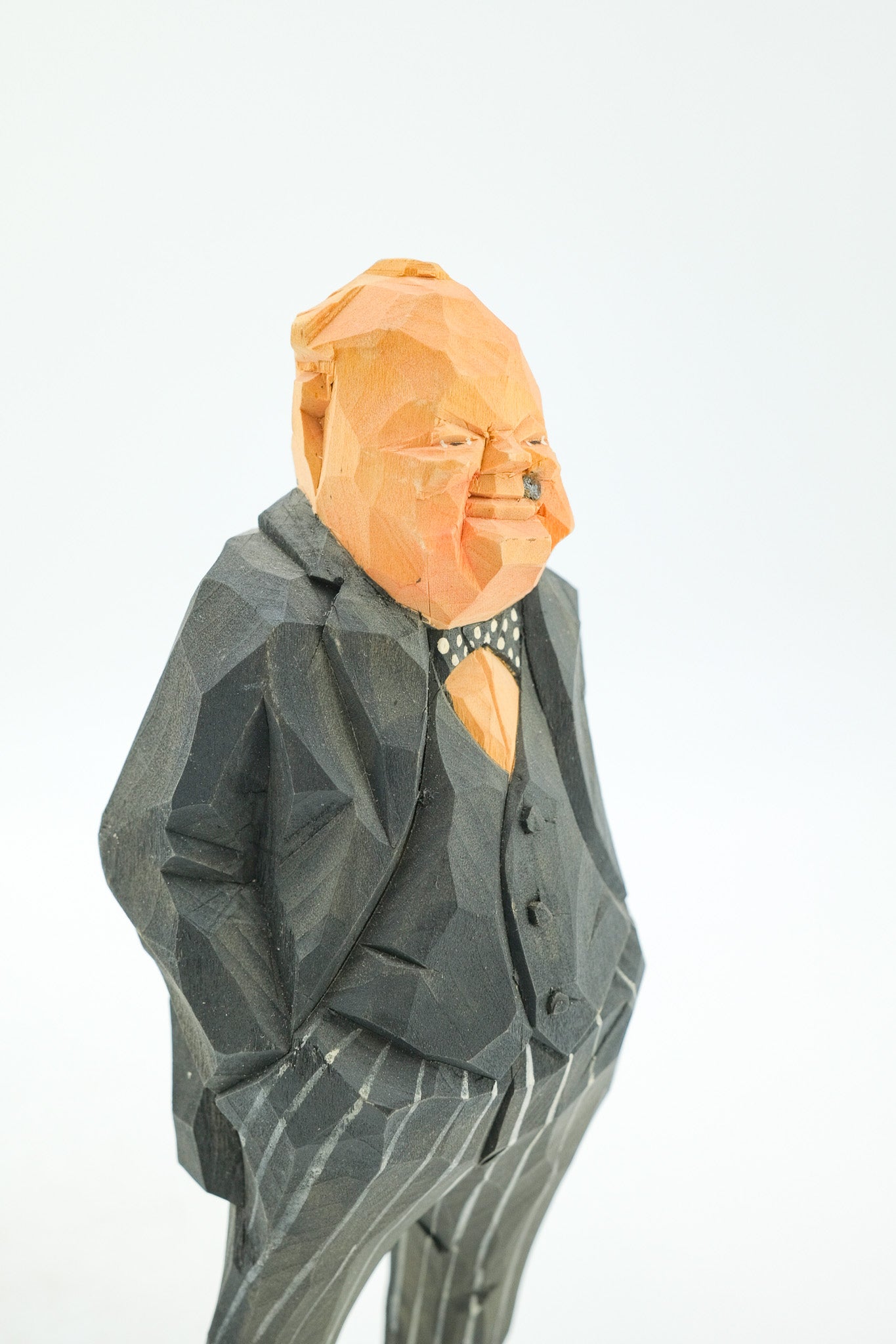 Winston Churchill Wood Carving / ウィンストン・チャーチル 木彫り人形