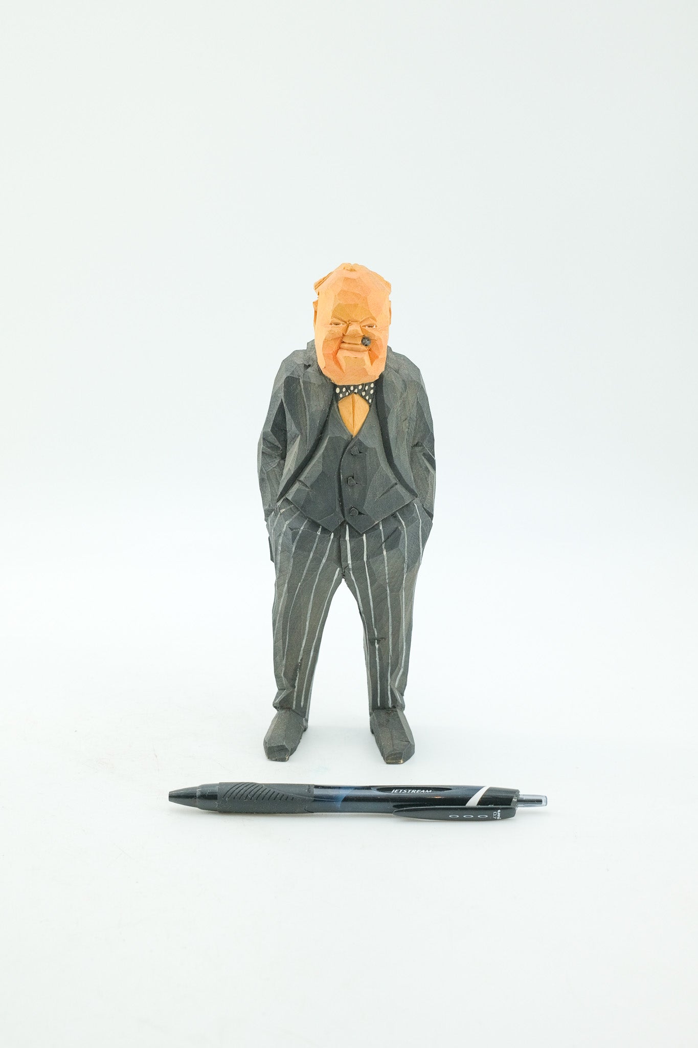 Winston Churchill Wood Carving / ウィンストン・チャーチル 木彫り人形