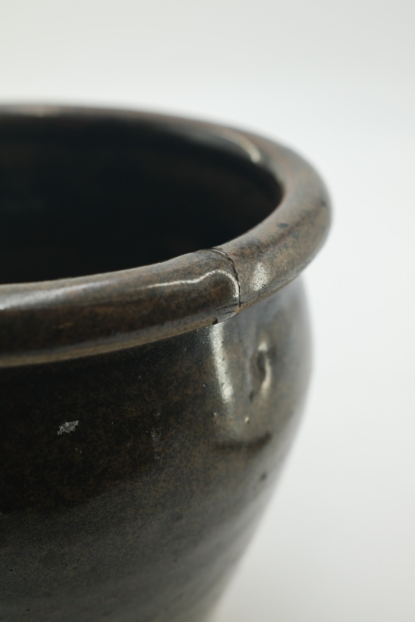 Vintage Ceramic Pot /陶器の鉢