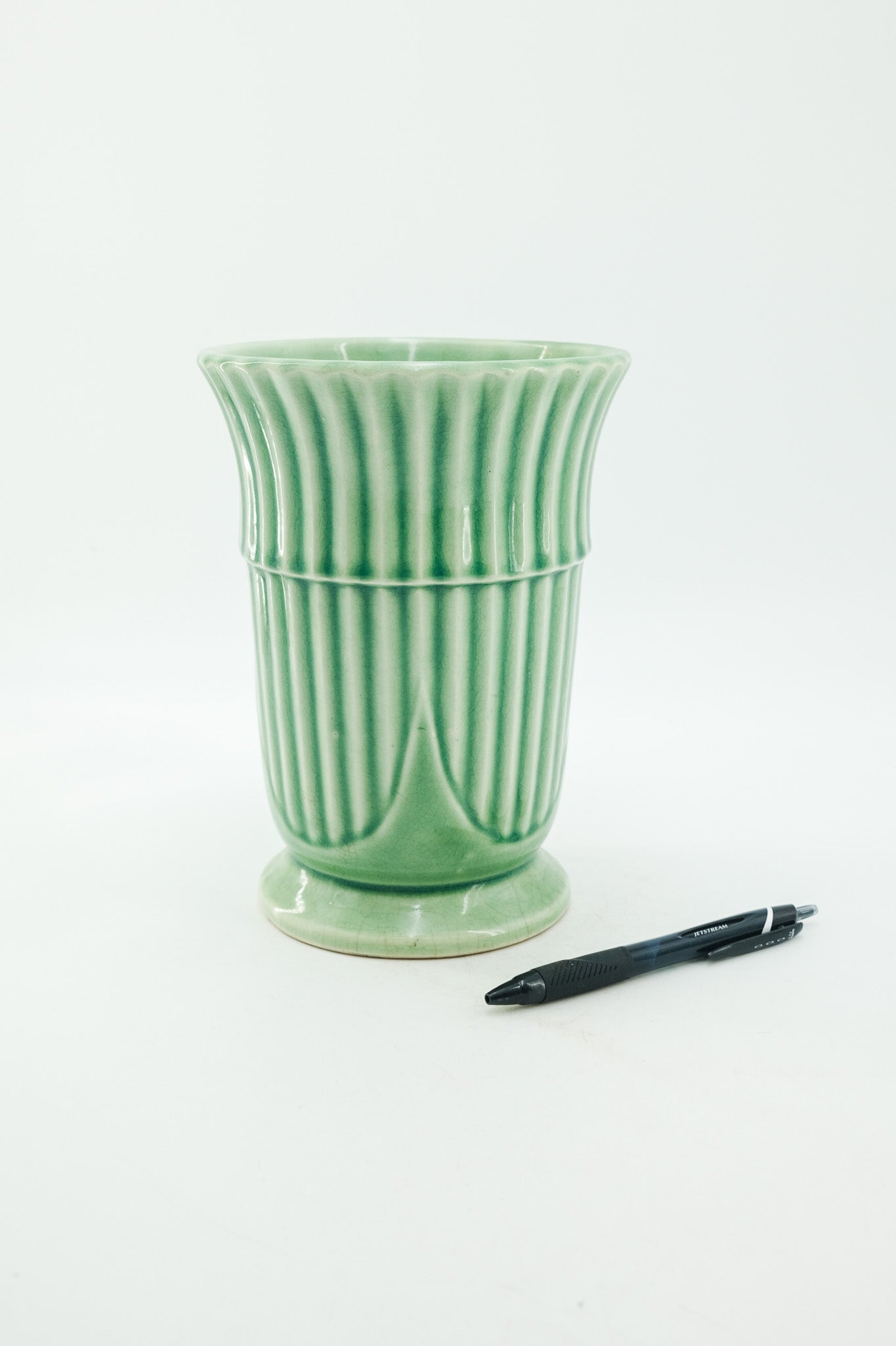 Vintage Ceramic Fluted Vase / ヴィンテージ セラミック フルーテッド フラワーベース
