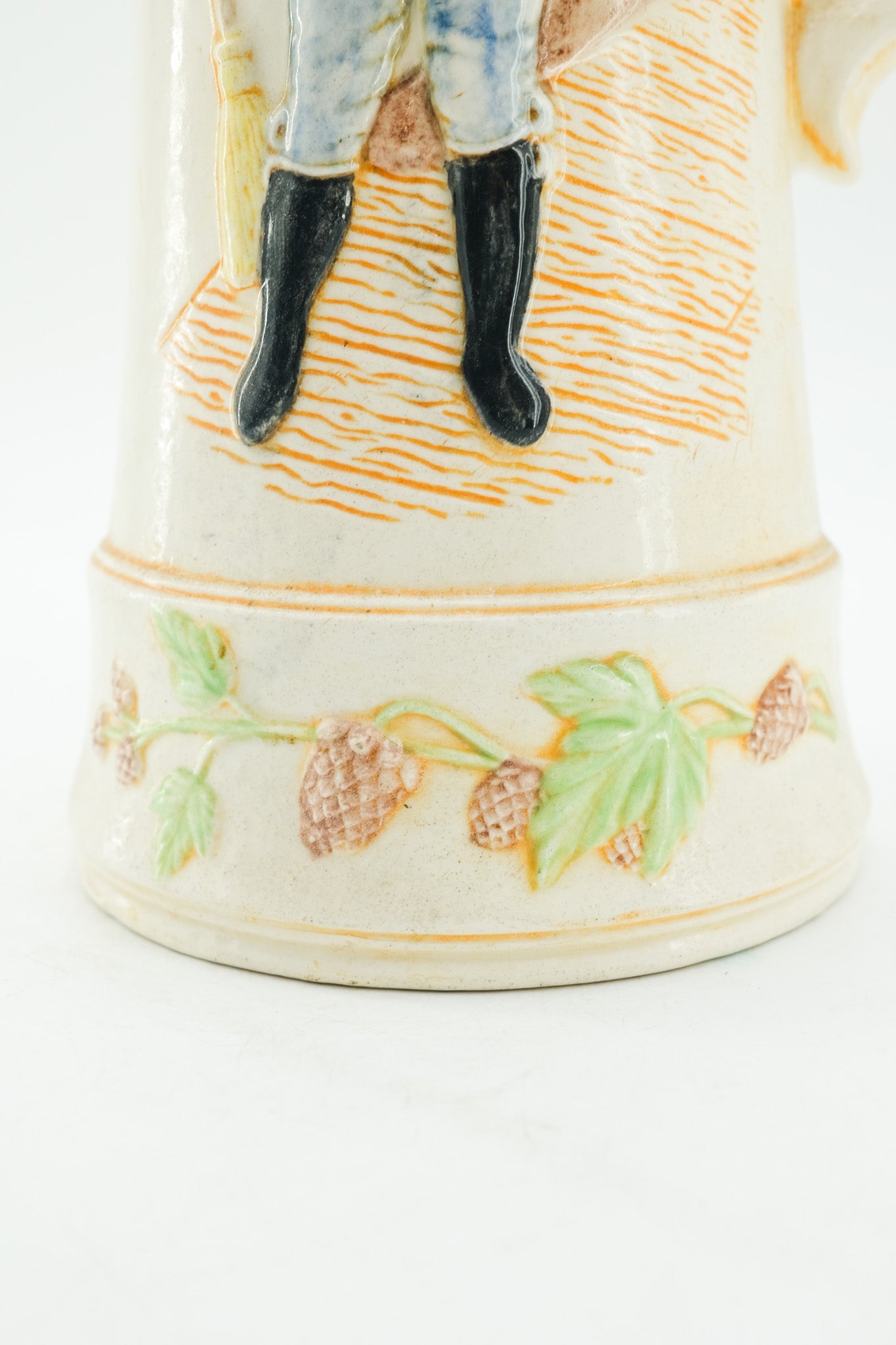 Vintage Ceramic Pitcher with Baker Relief / 陶器の水さし（パン職人レリーフ）