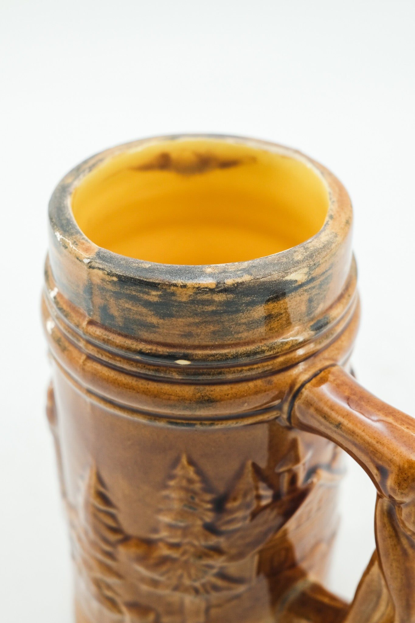 Vintage Beer Stein with Relief Motifs / ヴィンテージ ビアマグ（レリーフ柄）