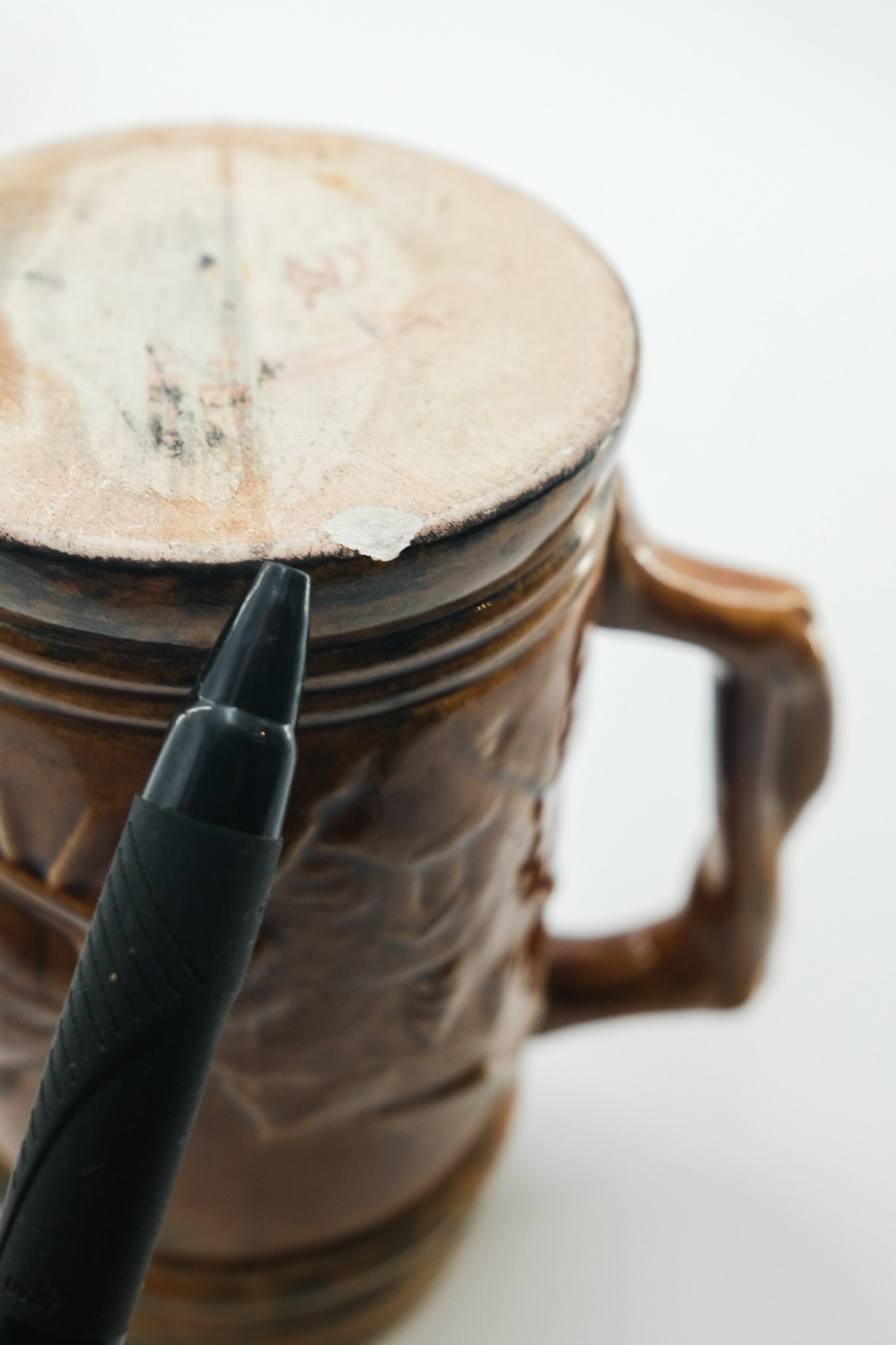 Vintage Beer Stein with Relief Motifs / ヴィンテージ ビアマグ（レリーフ柄）