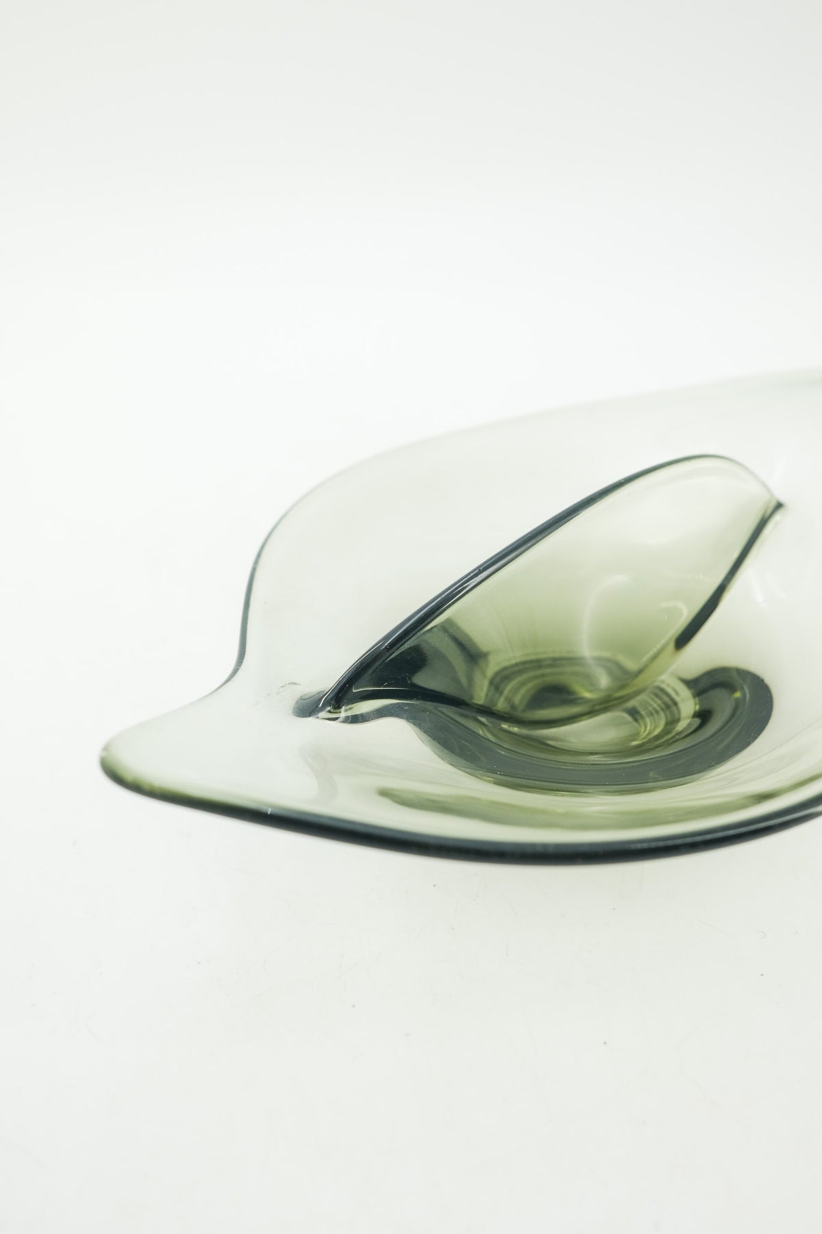 Leaf Silhouette Glass Tray / リーフシルエット ガラス トレイ