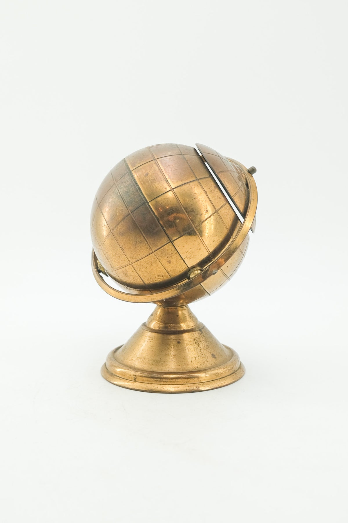 Globe Shaped Brass Cigarette Holder / 真鍮製 地球儀型 シガレットホルダー