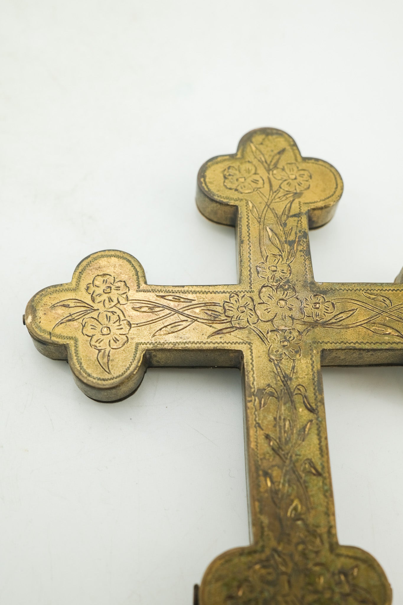 Rosary Cross with Reliquary / ロザリオ クロス（レリカリィ十字架）